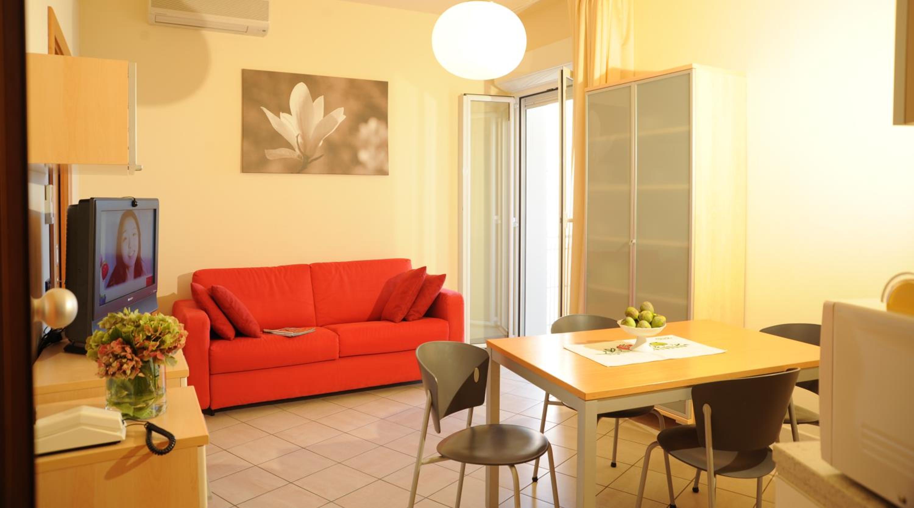 One-Bedroom Apartment with Sea View - Second Floor photo 1