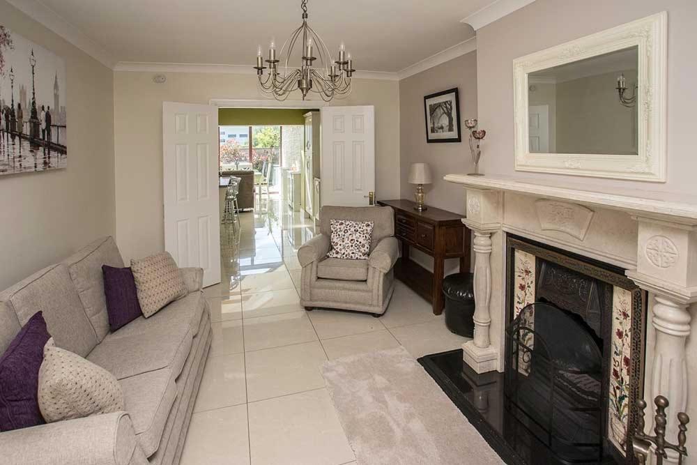 Four-Bedroom House photo 3
