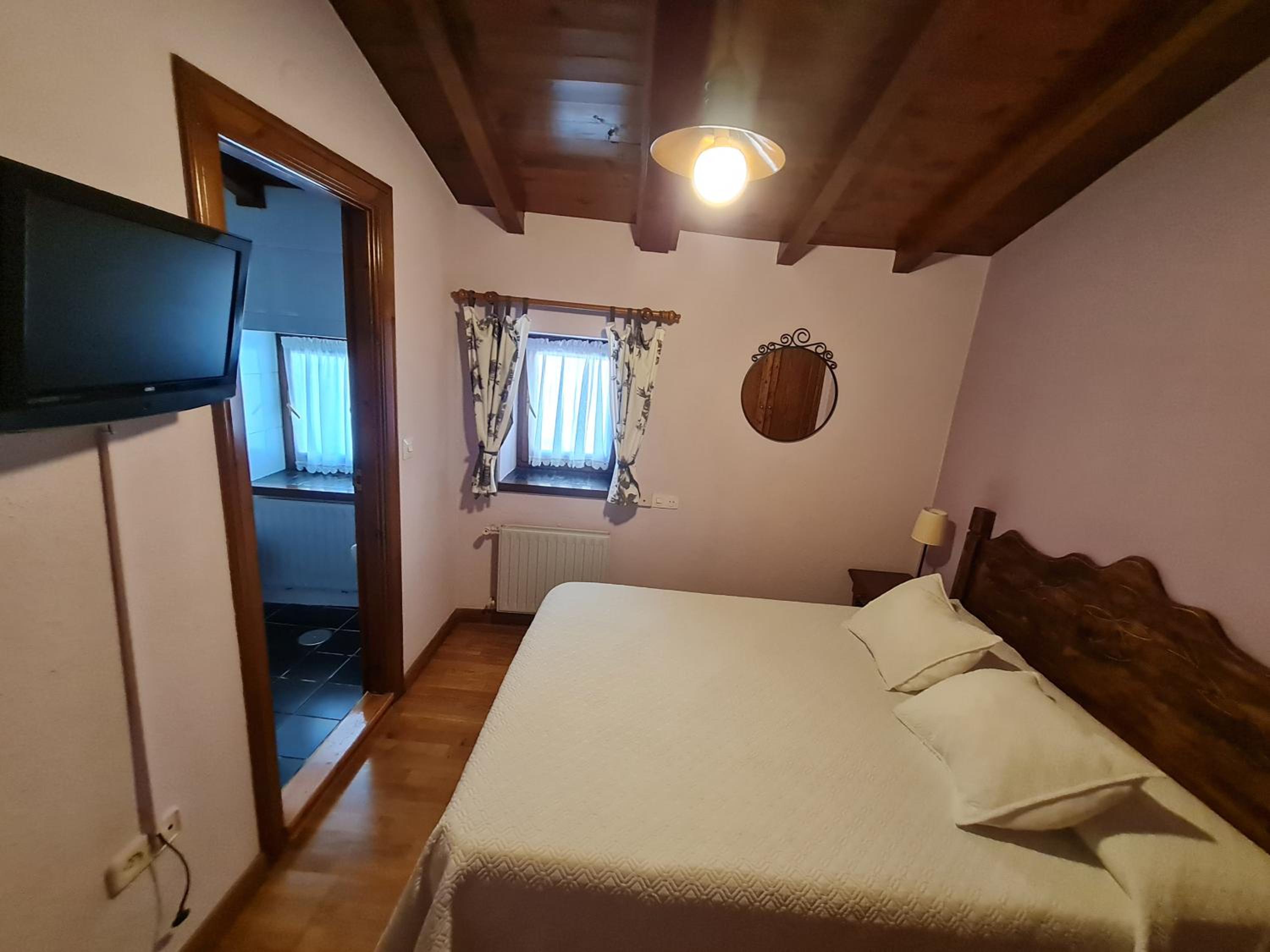 Habitación Individual Clásica con Ducha