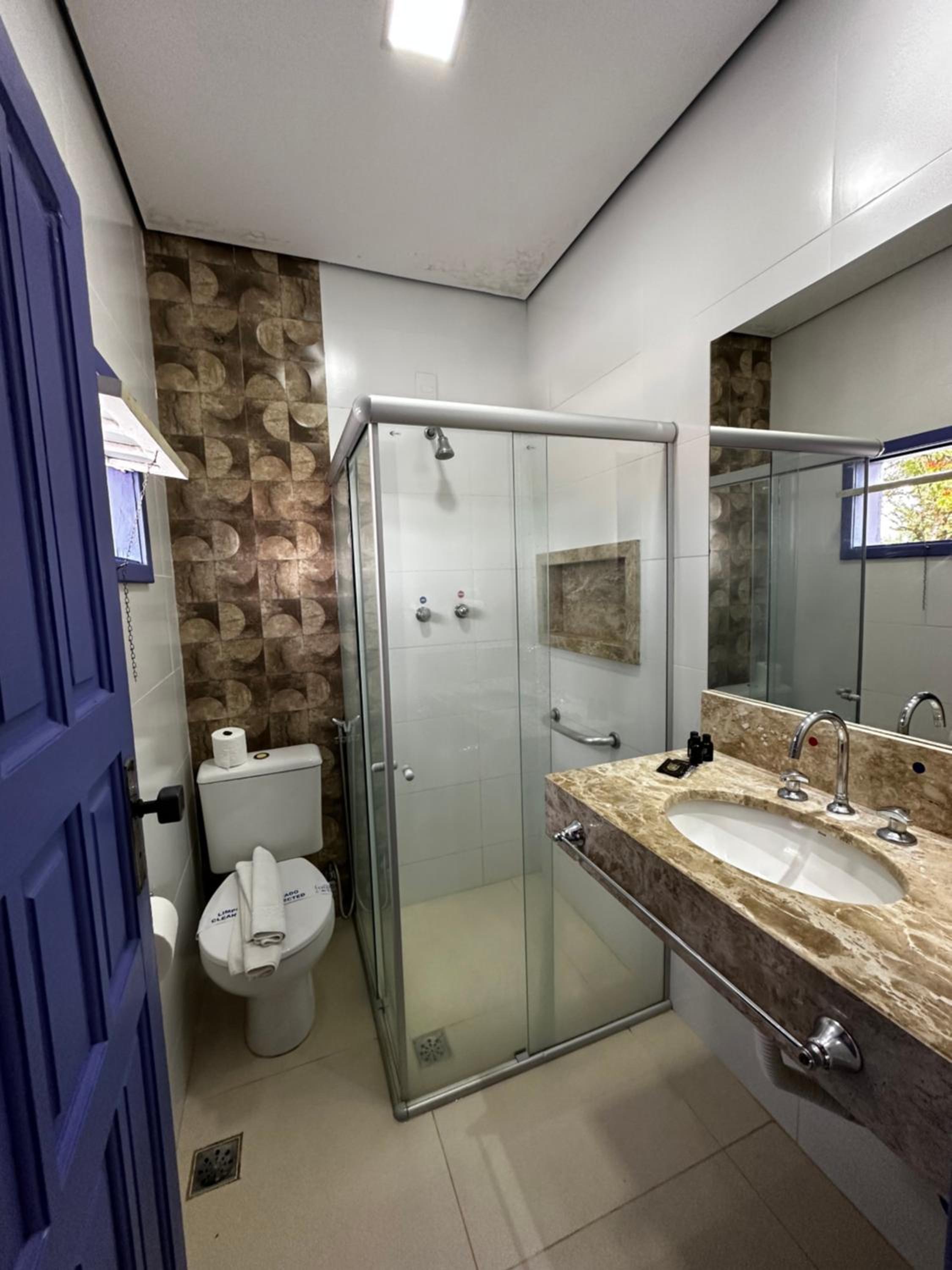 Standard Double or Twin Room photo 3