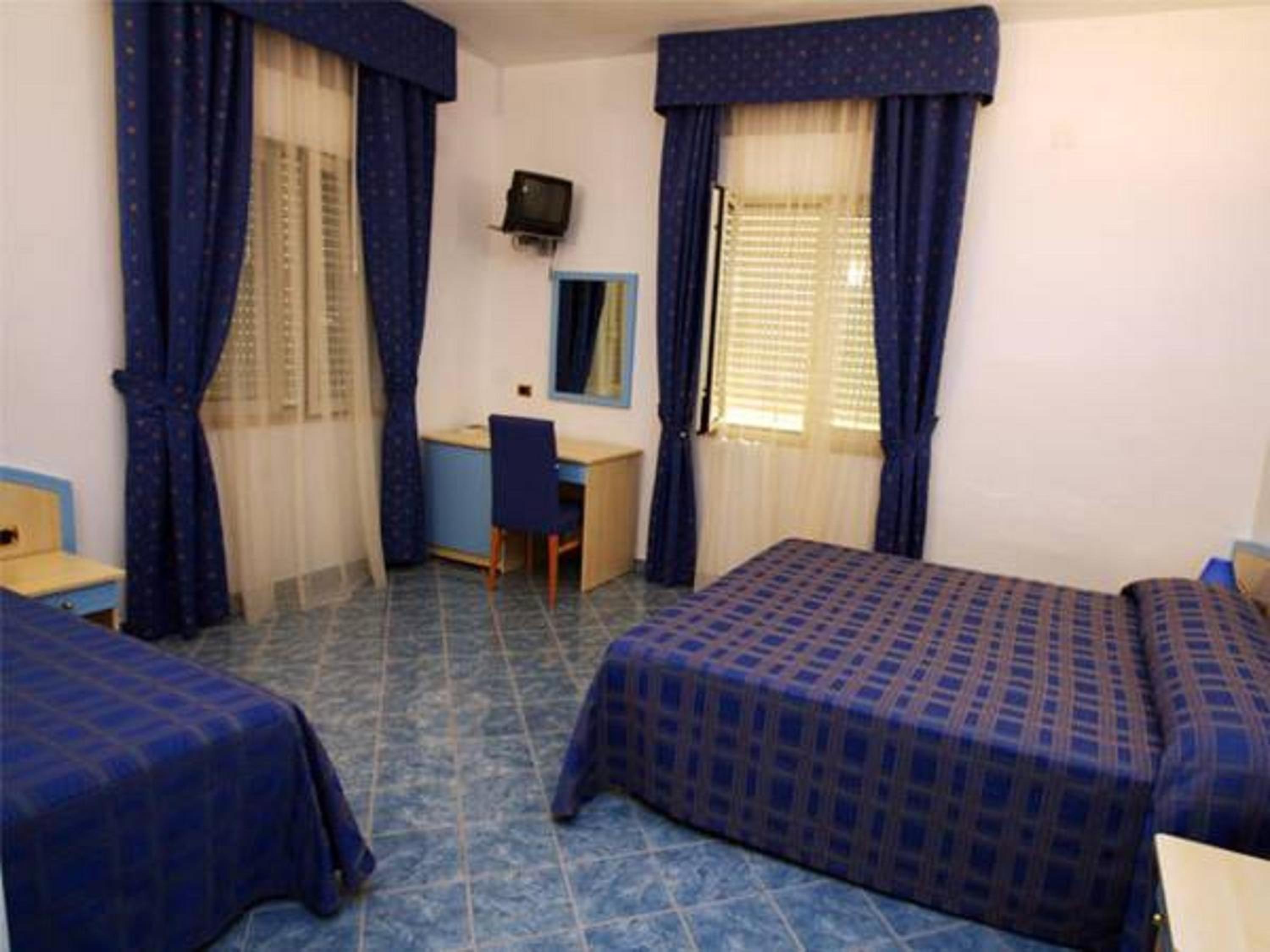 Standard Quadruple Room photo 1