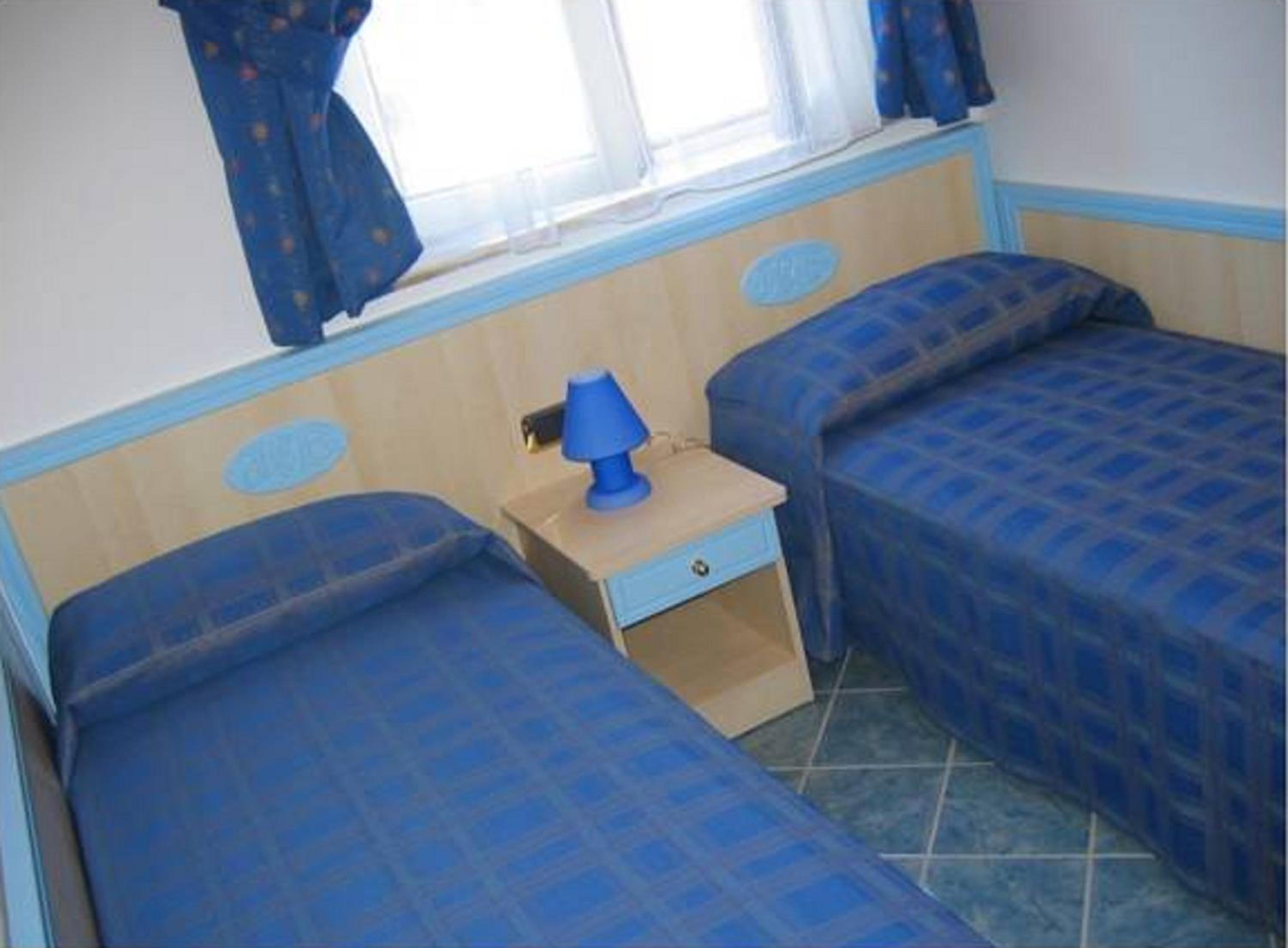 Double or Twin Room with Bathroom