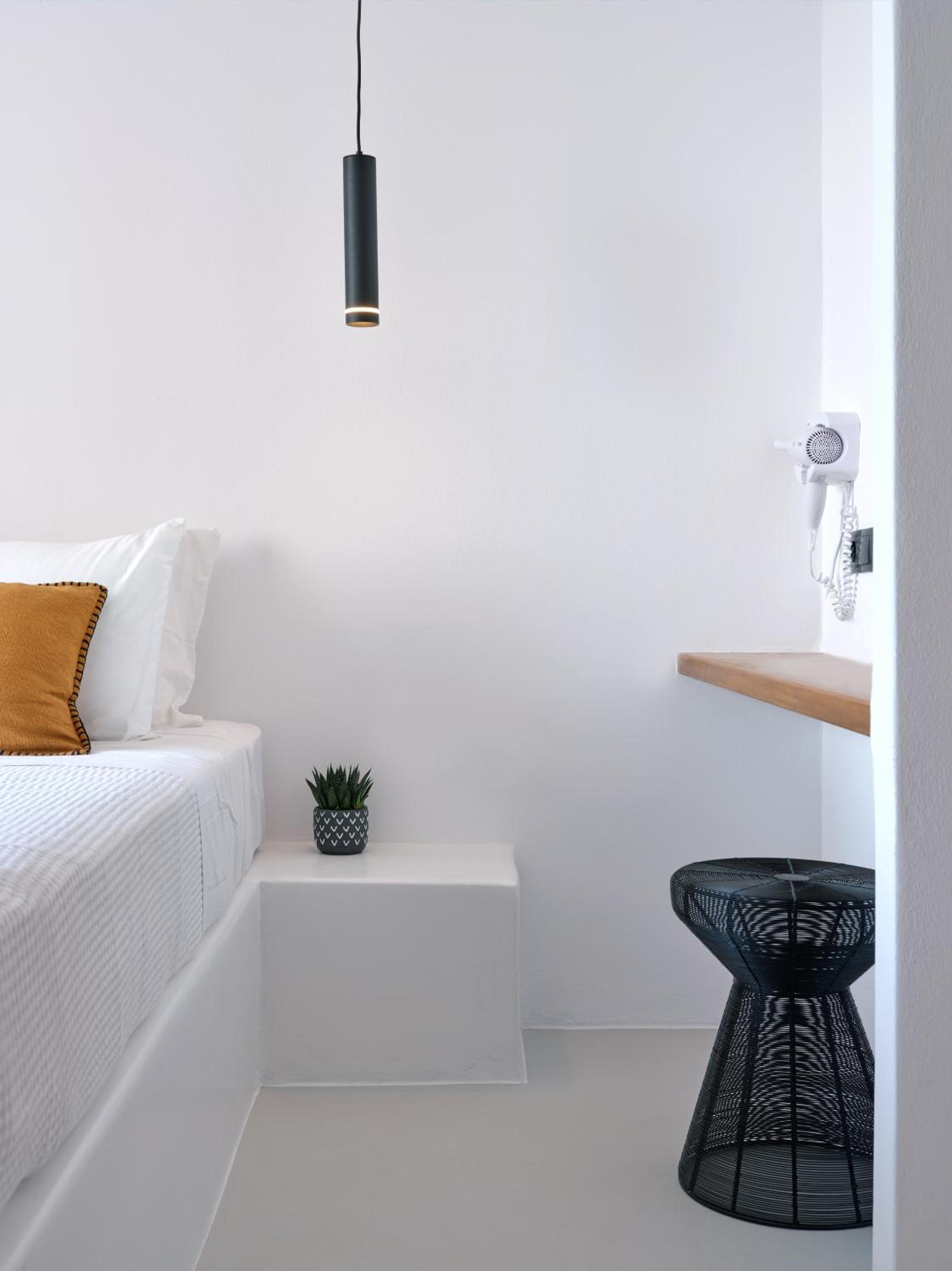 Double Room with Sea View - Photo 10