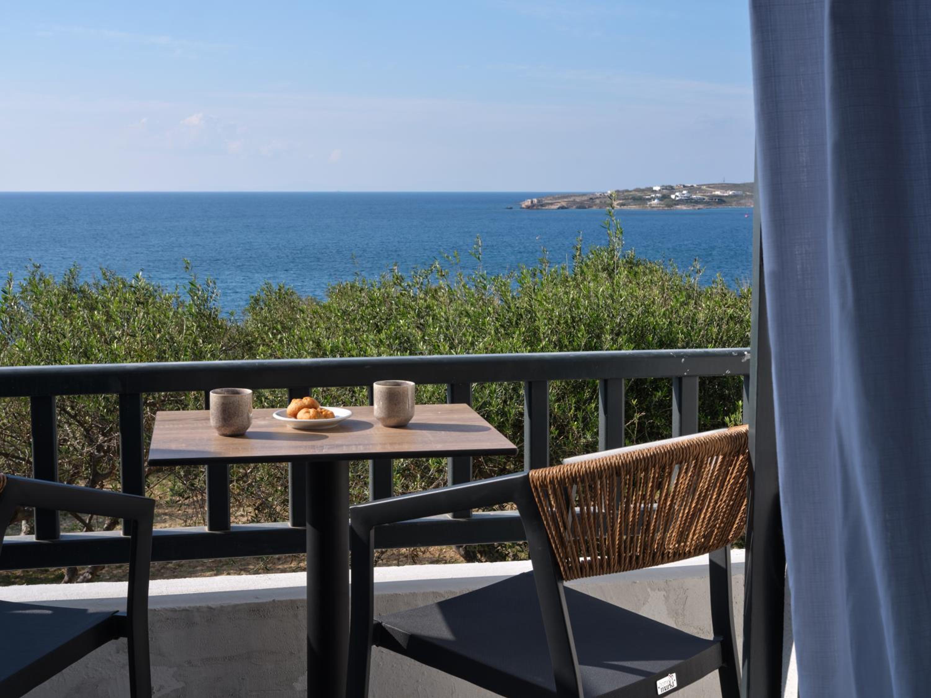 Double Room with Sea View - Photo 5