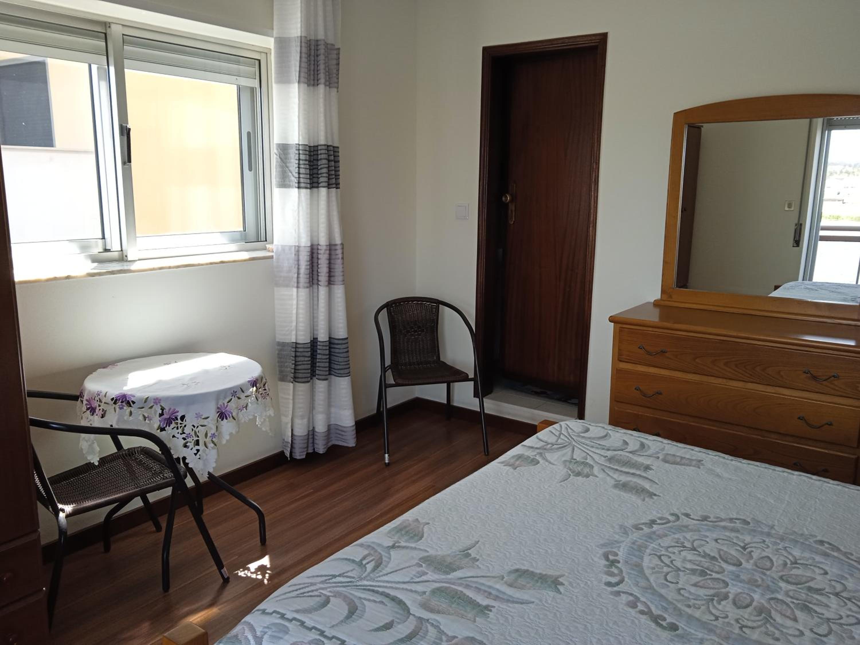 Double Room with Private Bathroom - Photo 1
