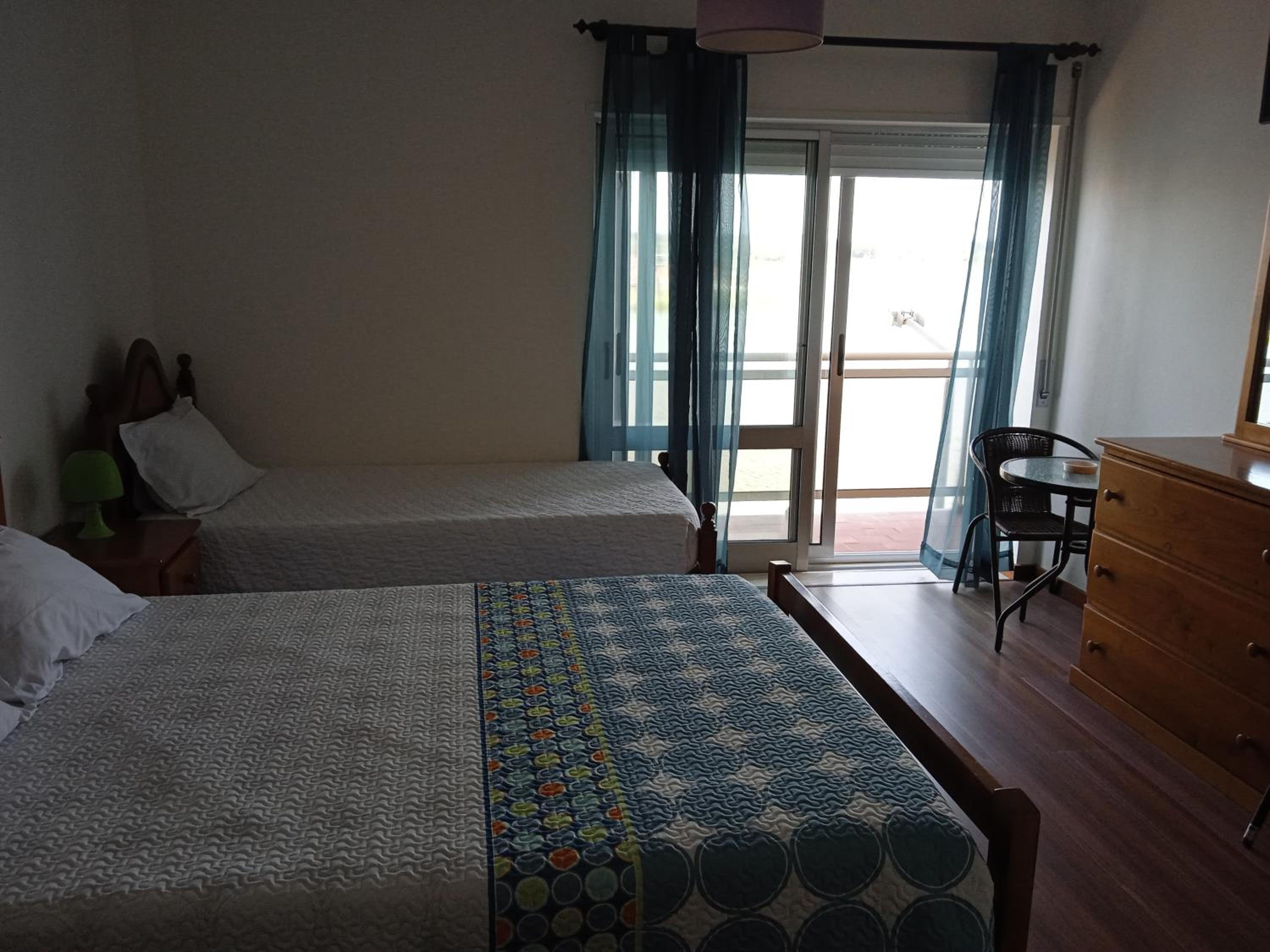 Triple Room with Bathroom - Photo 6