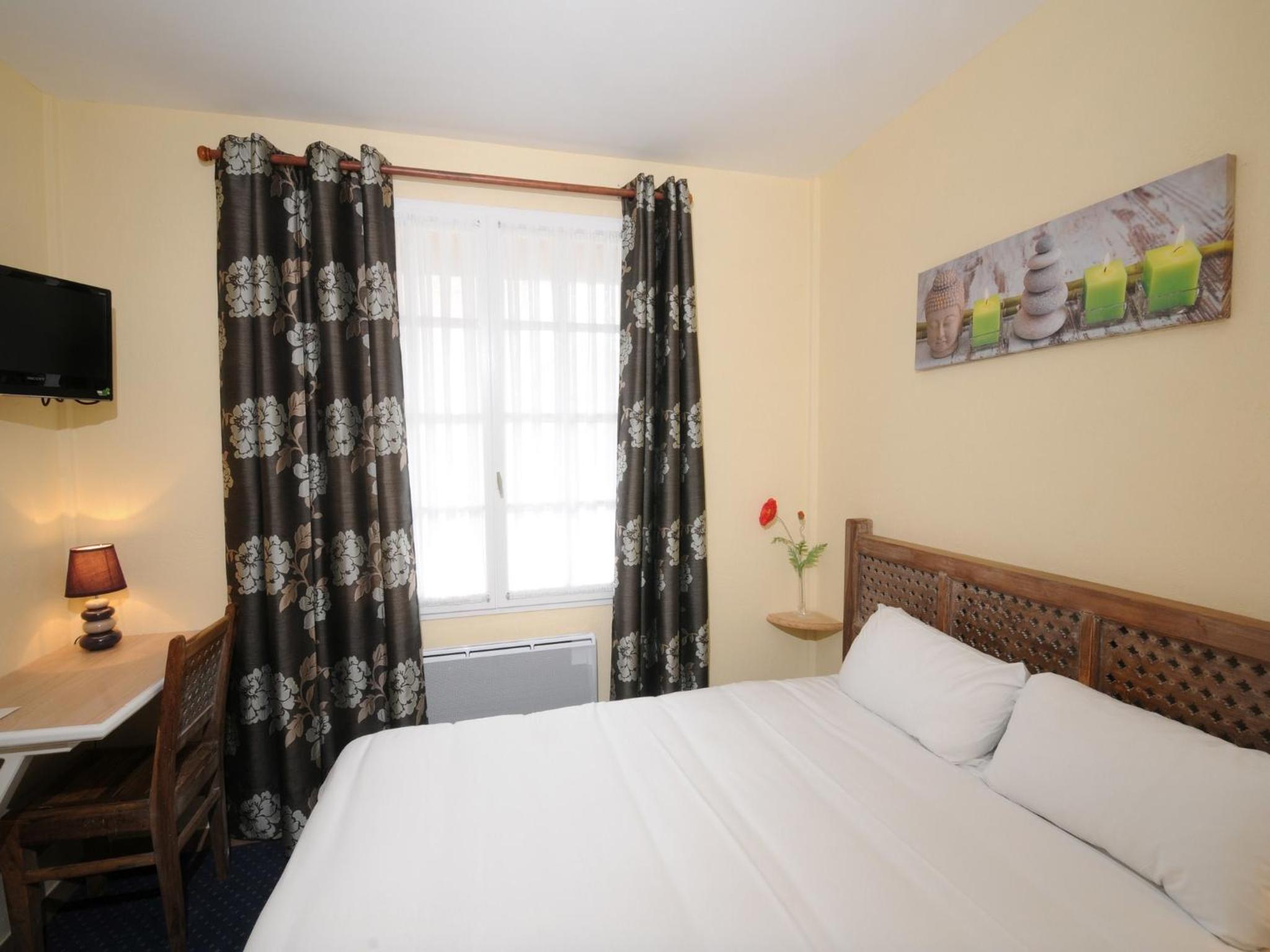 Double Room - Photo 3