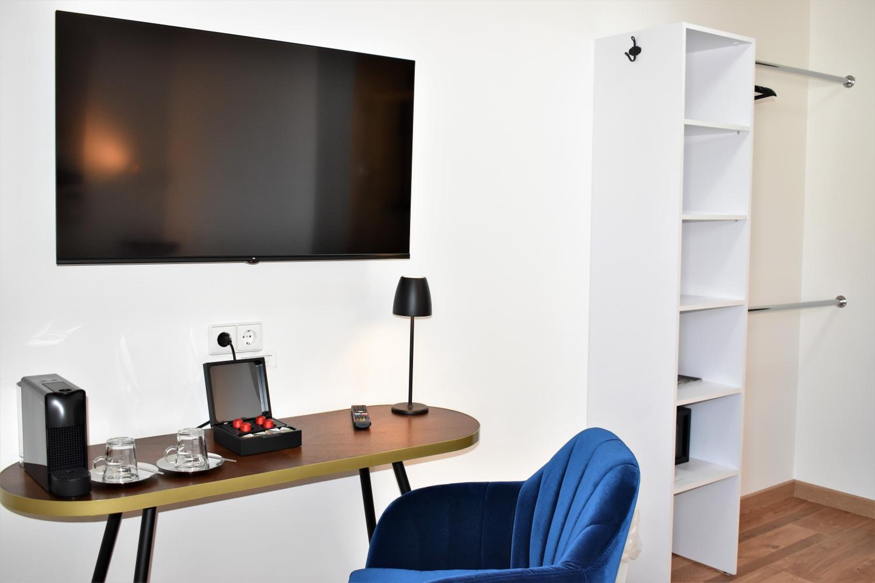Budget Double Room photo 2