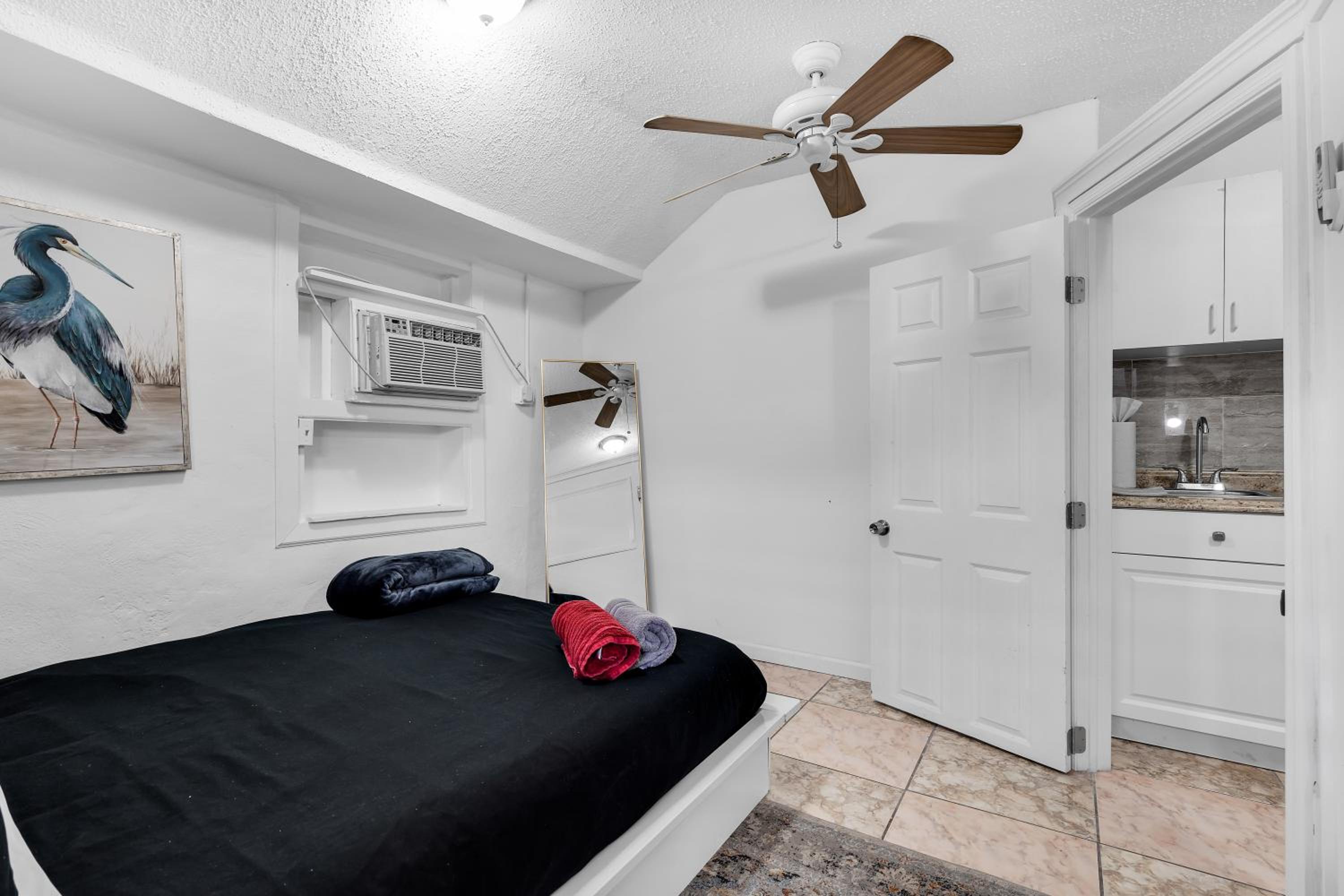 One-Bedroom Suite photo 2