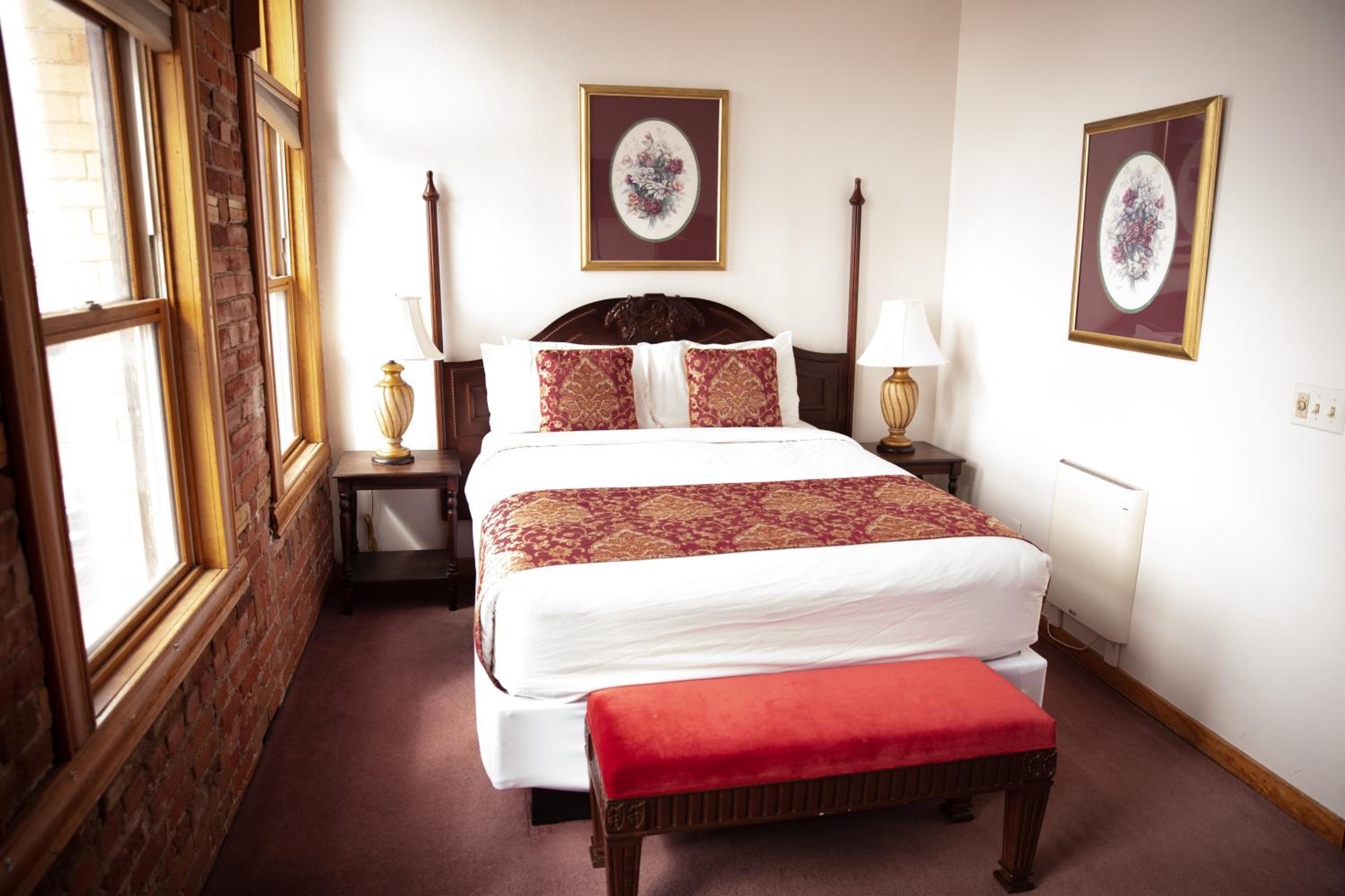 Standard Queen Room photo 1