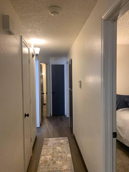 Three-Bedroom Apartment photo 2
