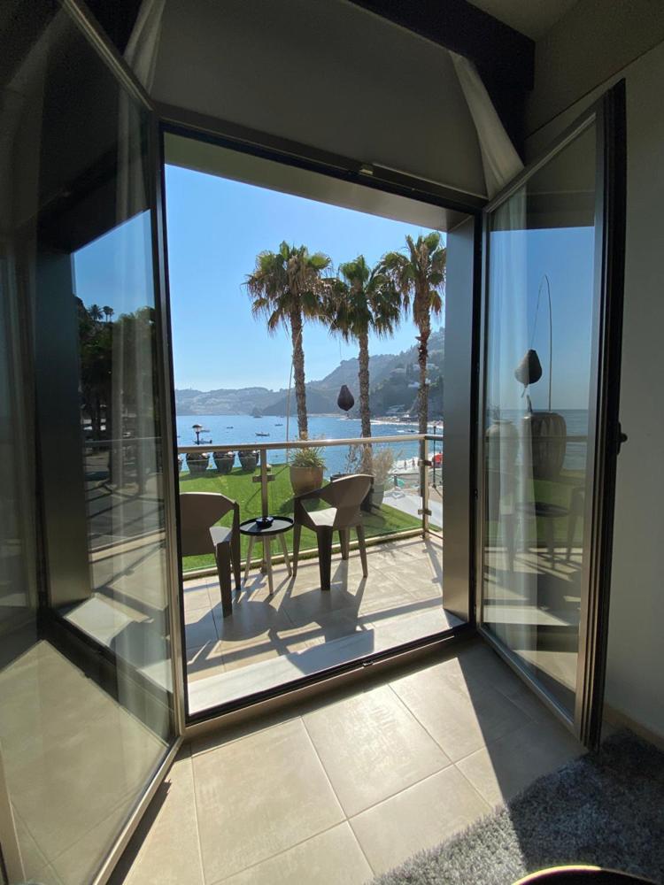 Junior Suite with Sea View - Photo 5