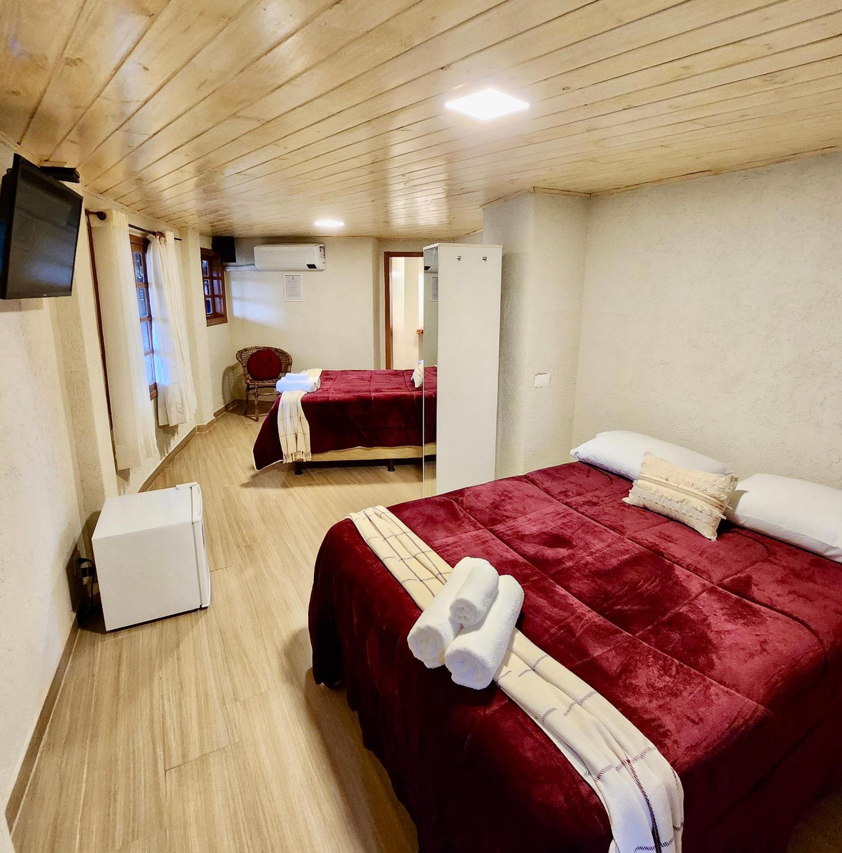 Deluxe Suite with Spa Bath