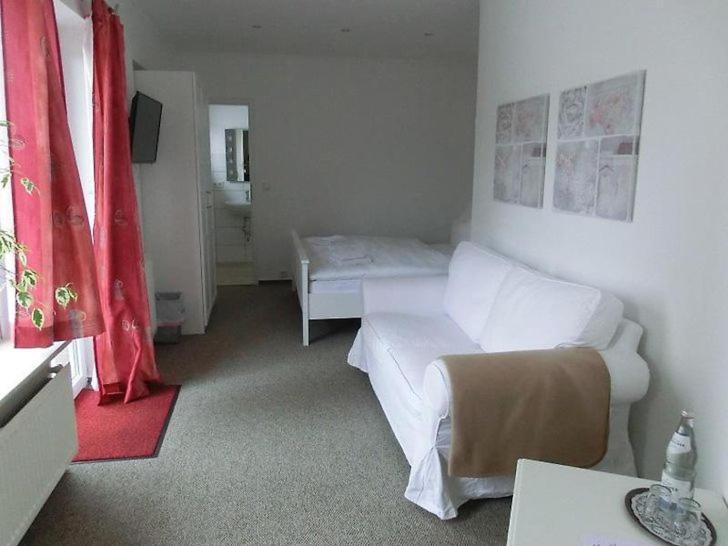 Double Room - Photo 2