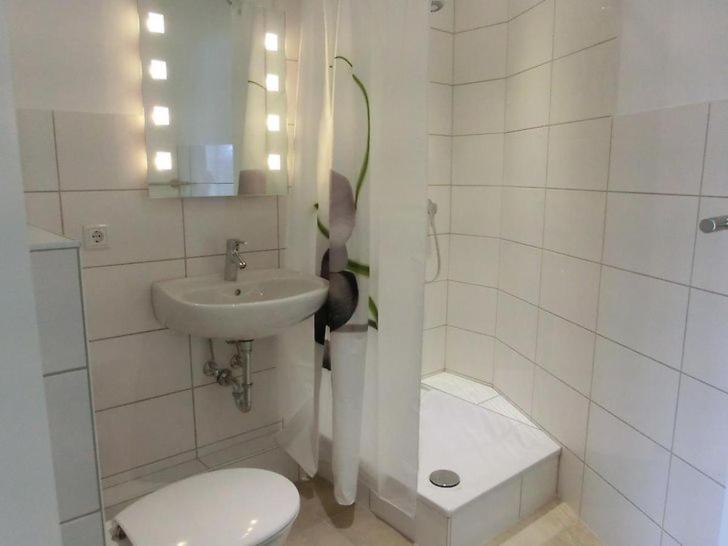 Double Room - Photo 5