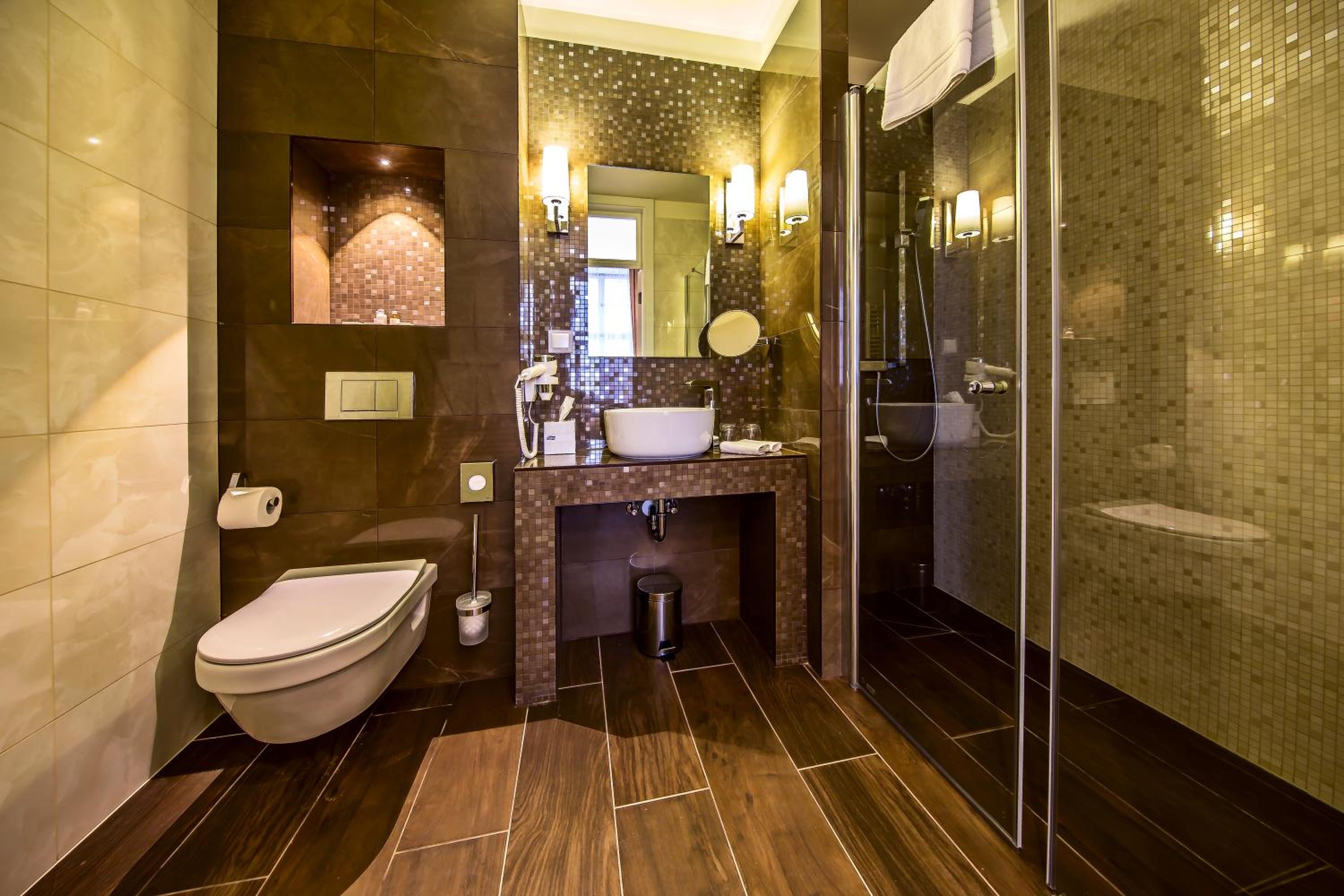 Prestige Suite
