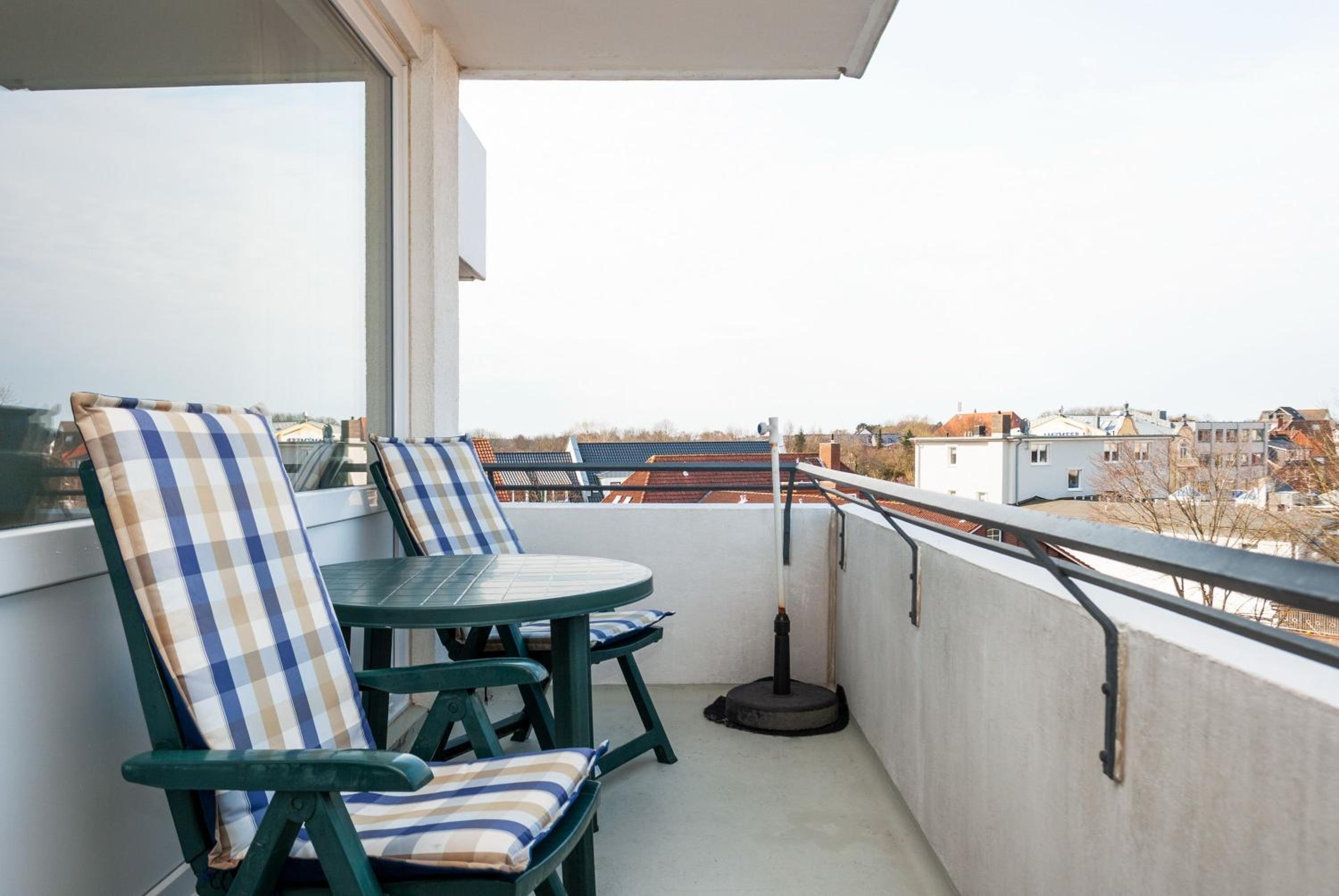 Apartment With Lake View photo 3