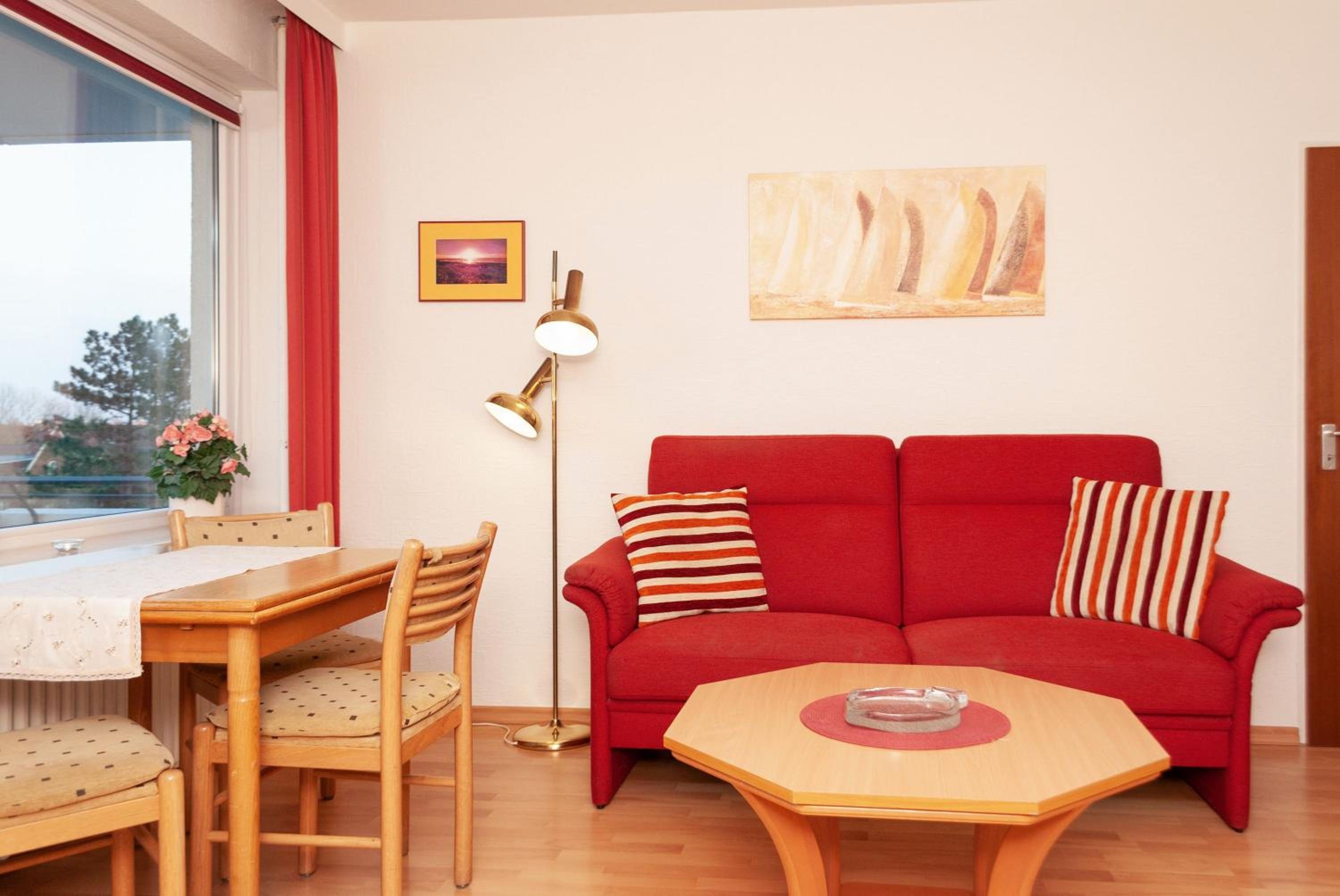 Apartment photo 1
