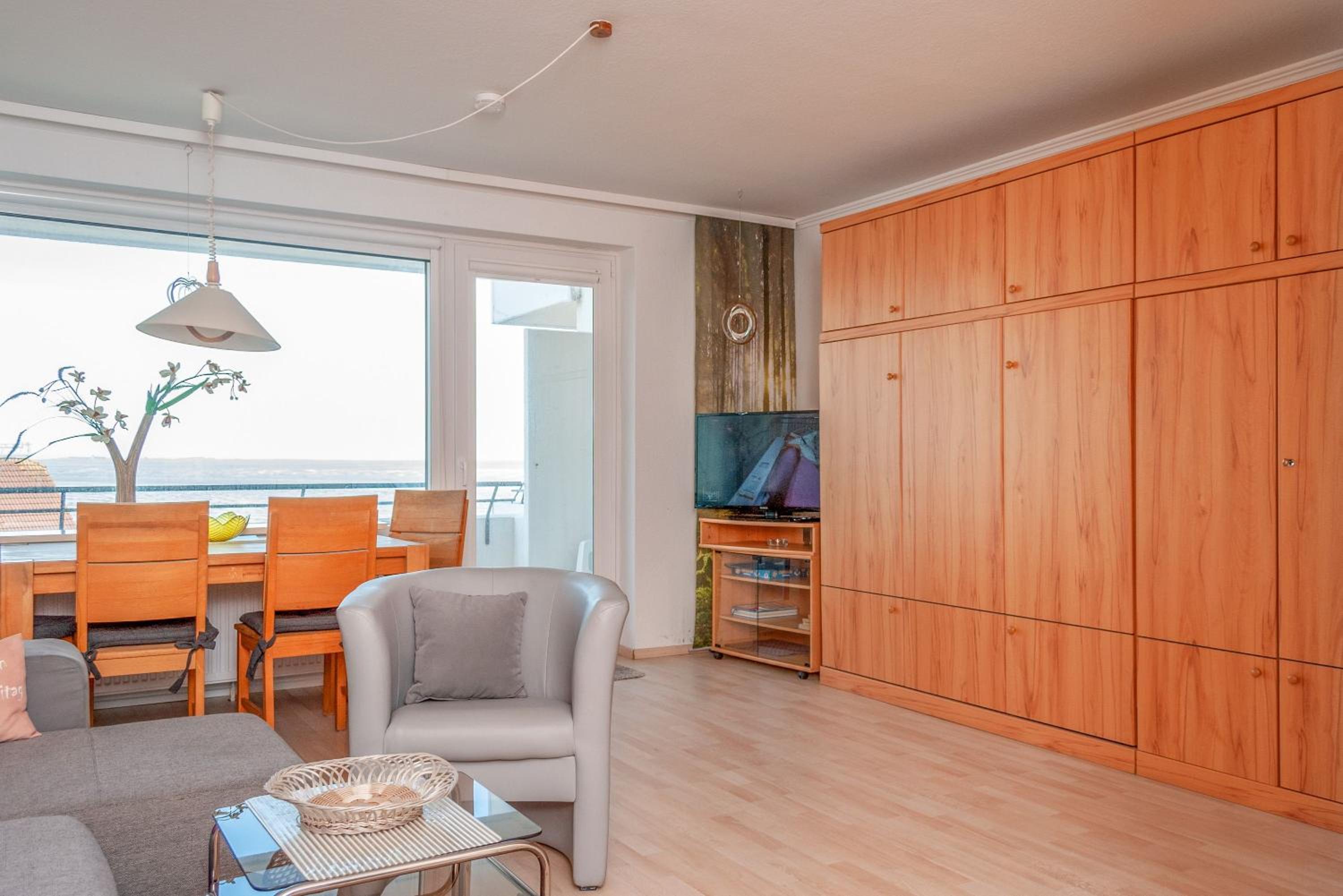Apartment photo 1