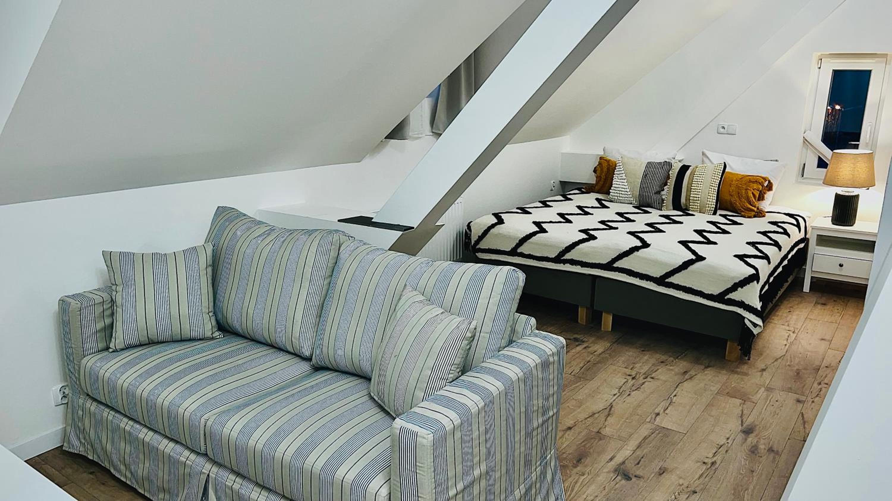 Large Double Room photo 1