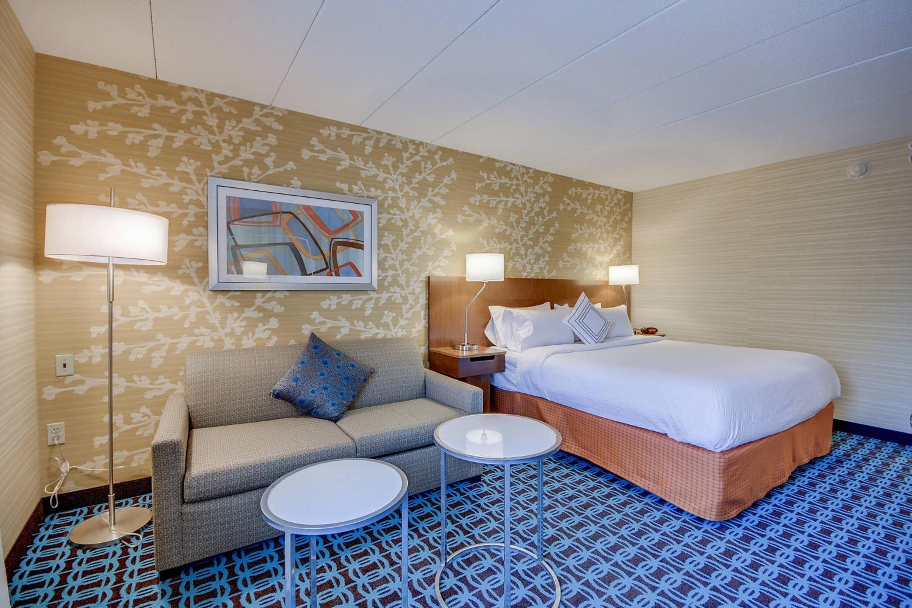Queen Room - Disability Access - Photo 7