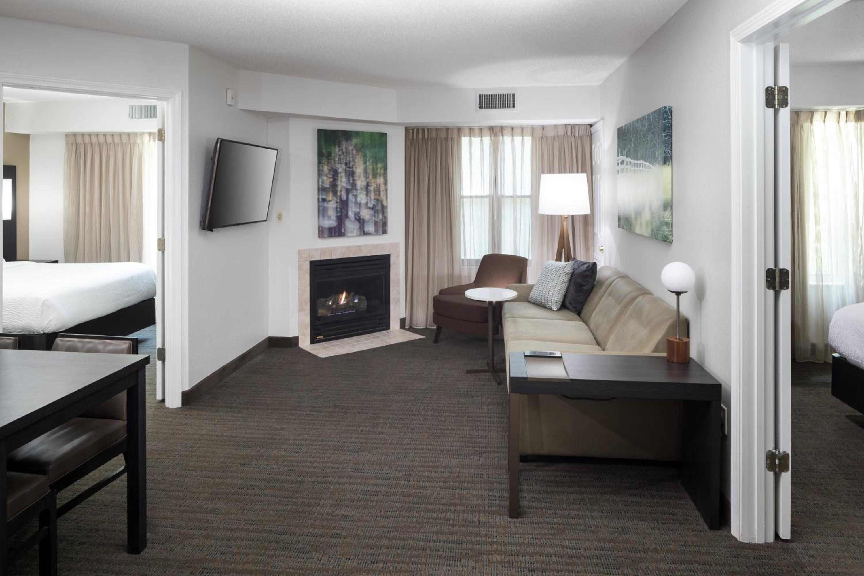 Two-Bedroom Suite - Photo 1