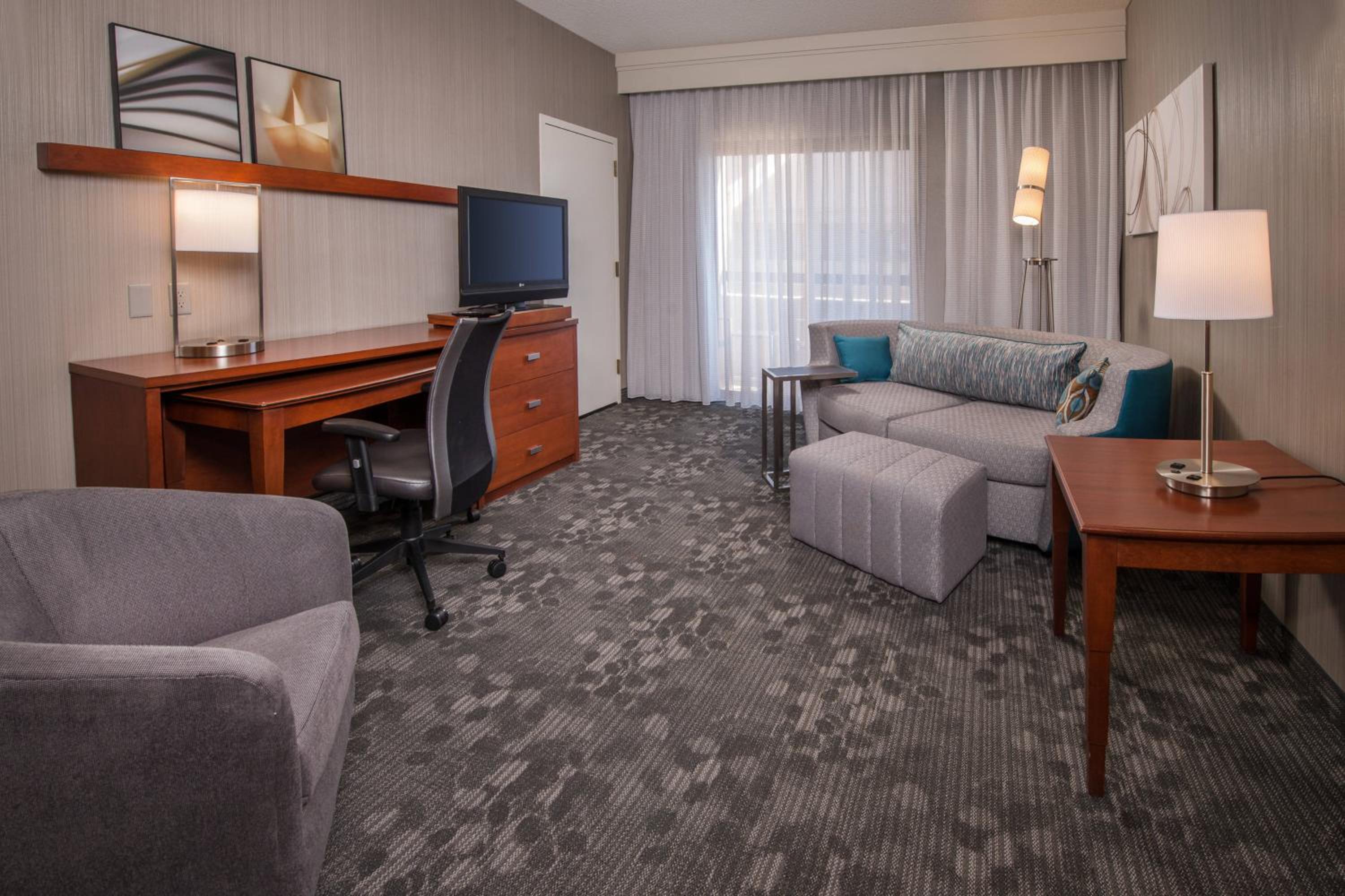 King Suite - Photo 1