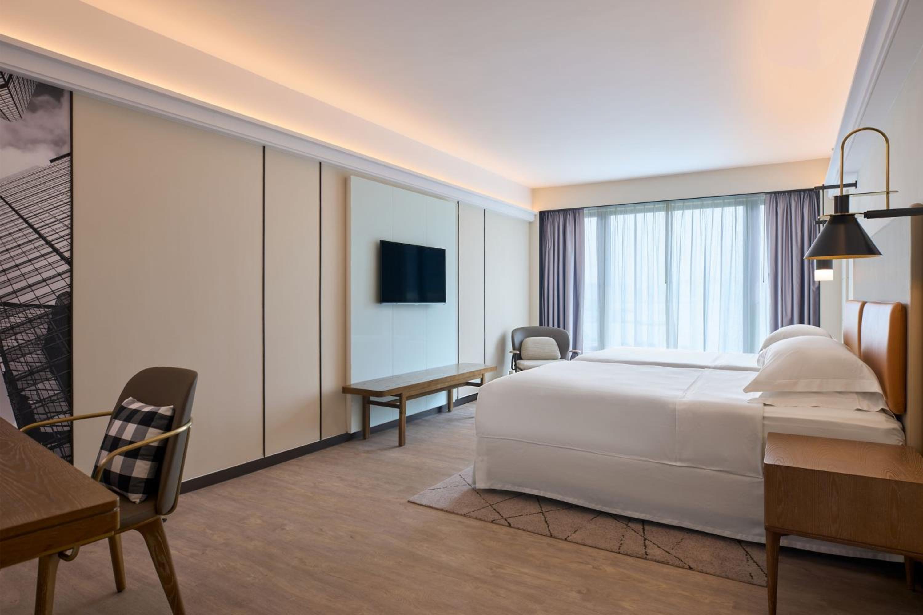 Large One-Bedroom Suite with Two Double Beds