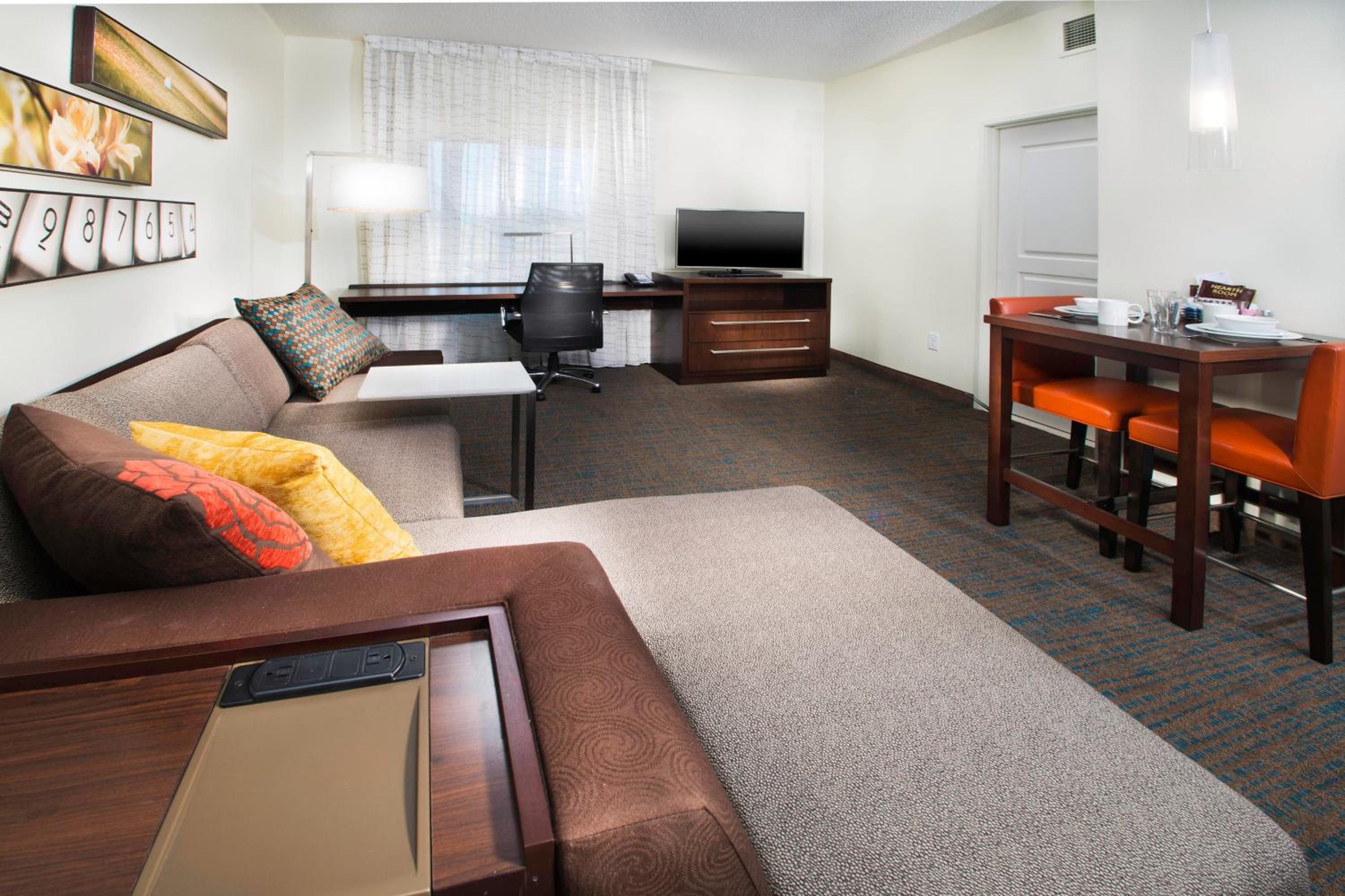 One-Bedroom Suite