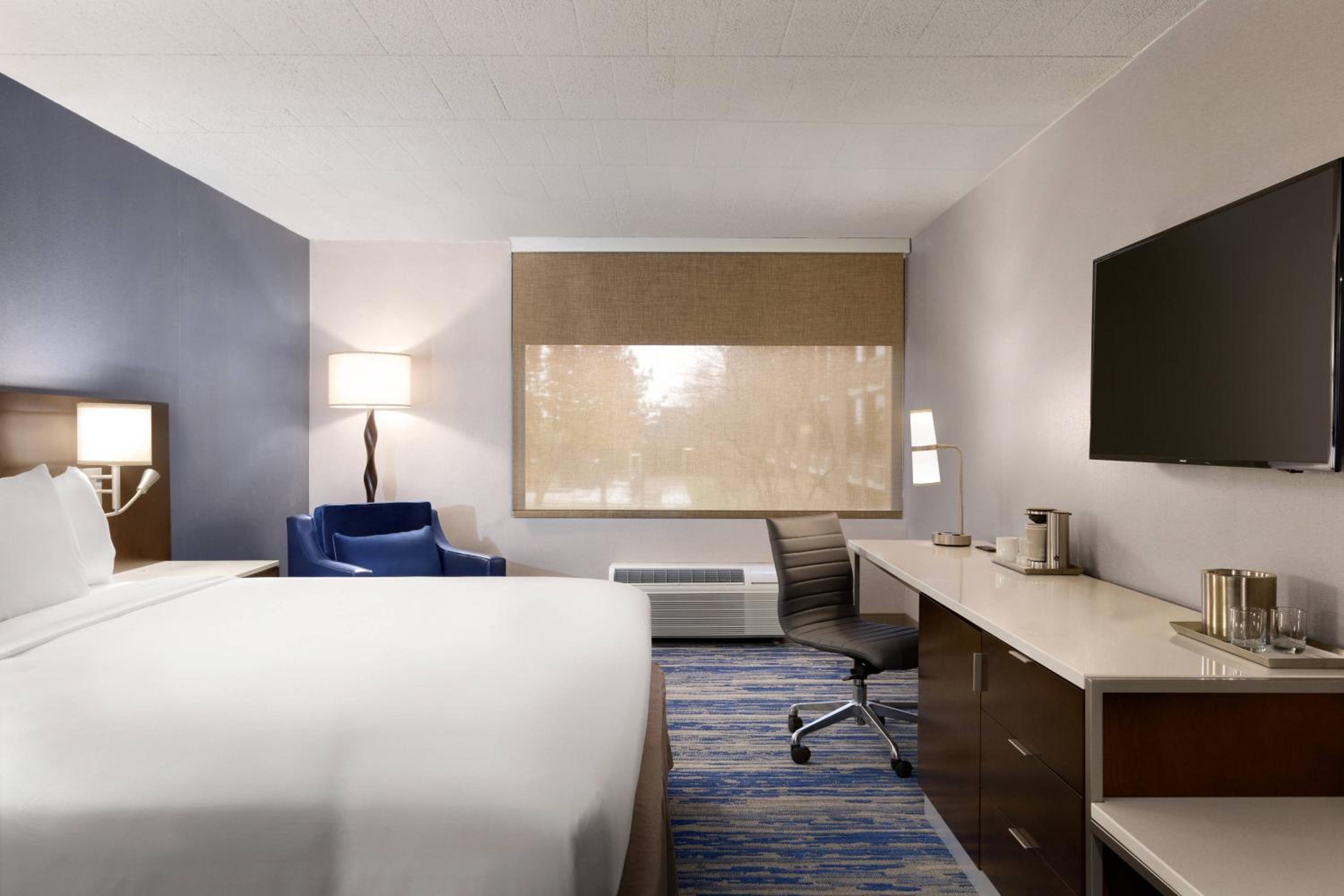 Guest Room With A King Bed - Photo 1