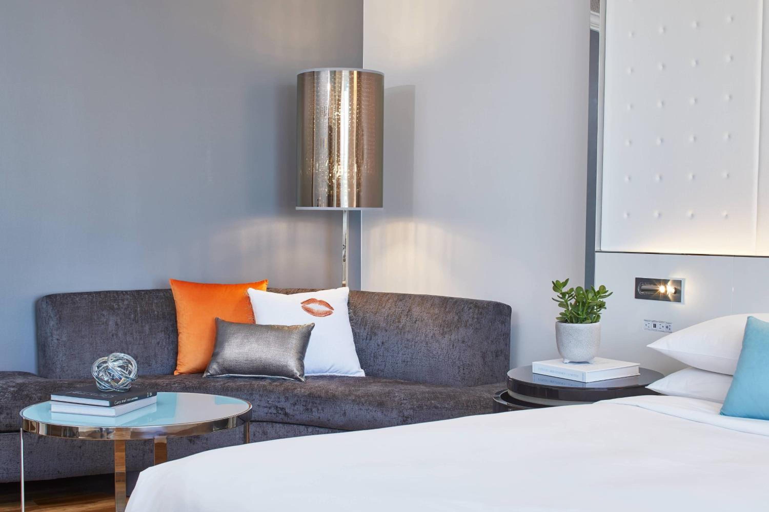 Room with King Bed or Two Double Beds  - Photo 3