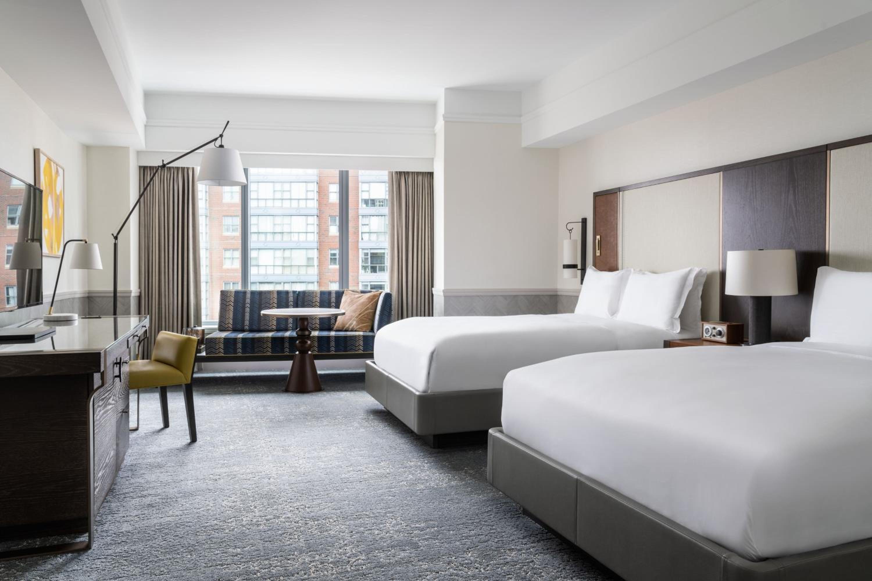 Park View, Guest room, 2 Double, Boston Common view - Photo 3