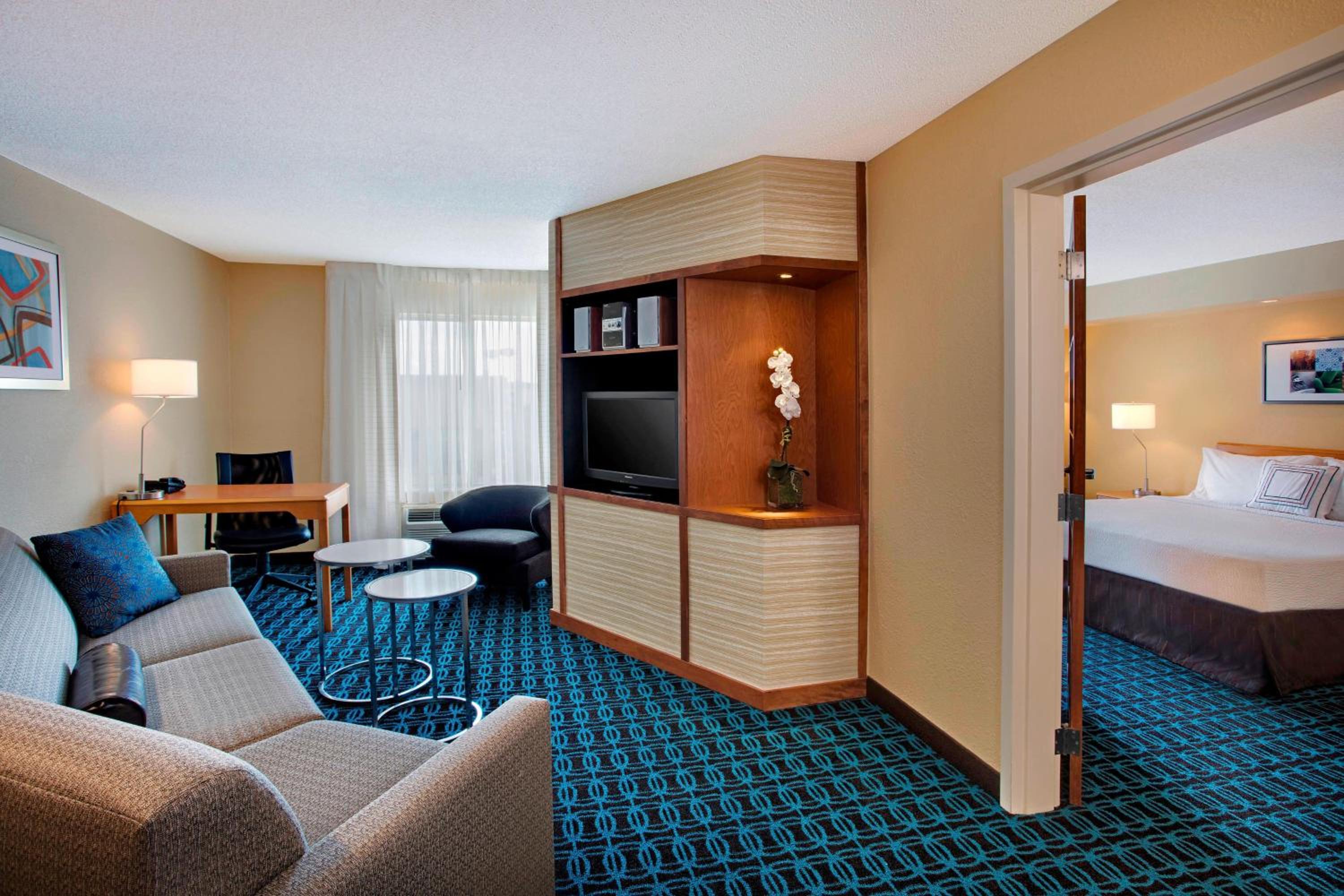 One-Bedroom Suite - Photo 1