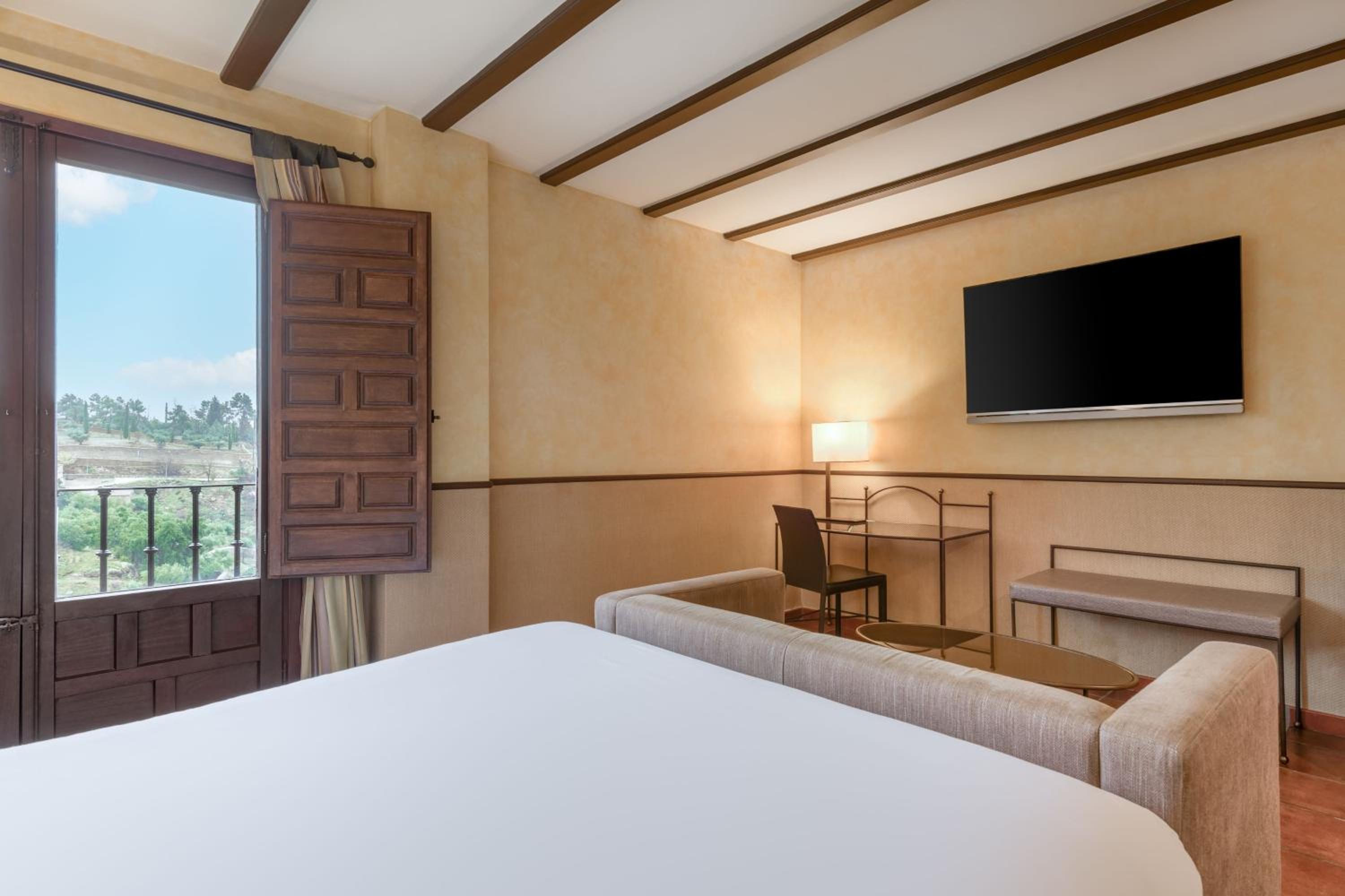 Standard King Room with View
