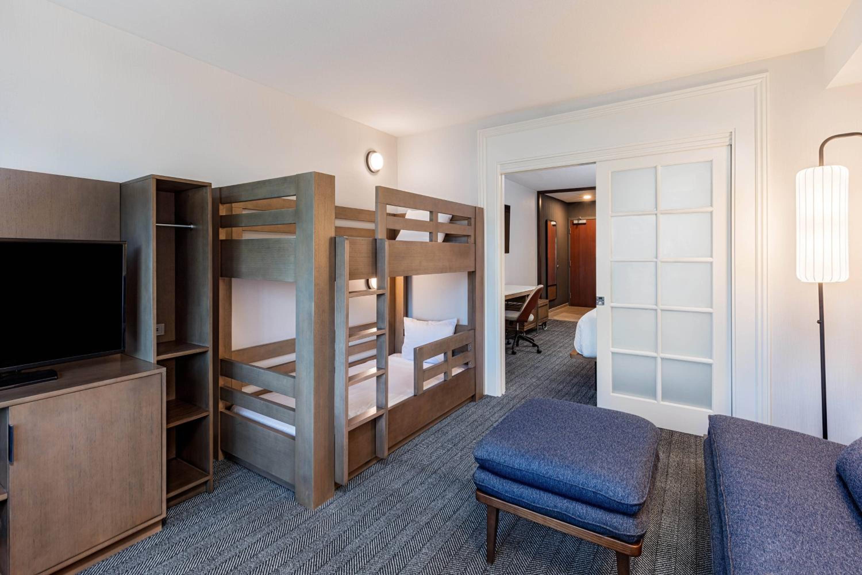 Family Suite - Photo 3
