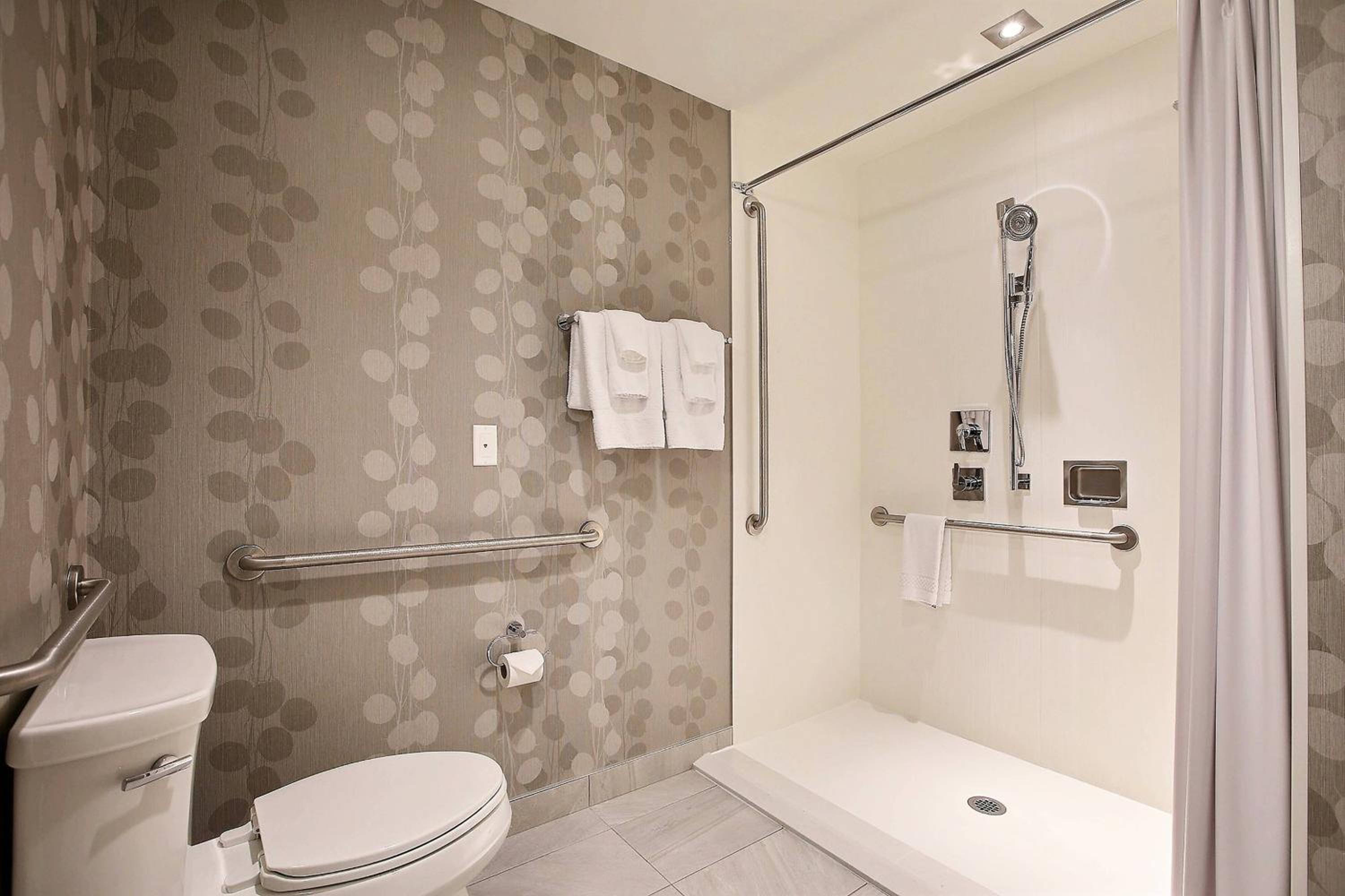 King Room - Disability Access