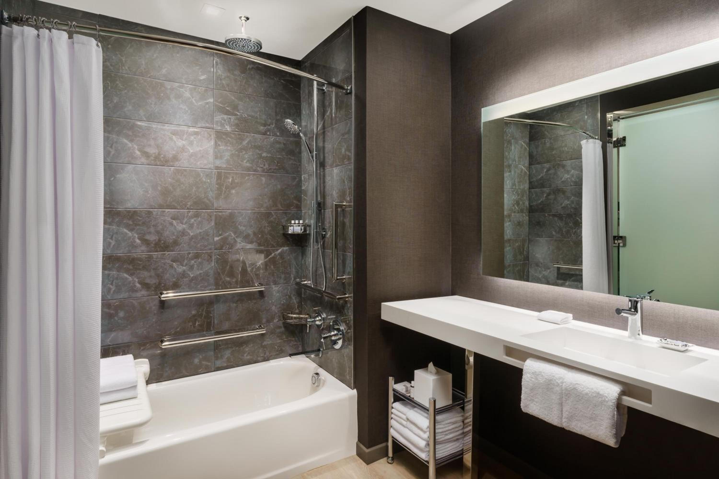 Queen Room with Two Queen Beds - Hearing Accessible photo 3