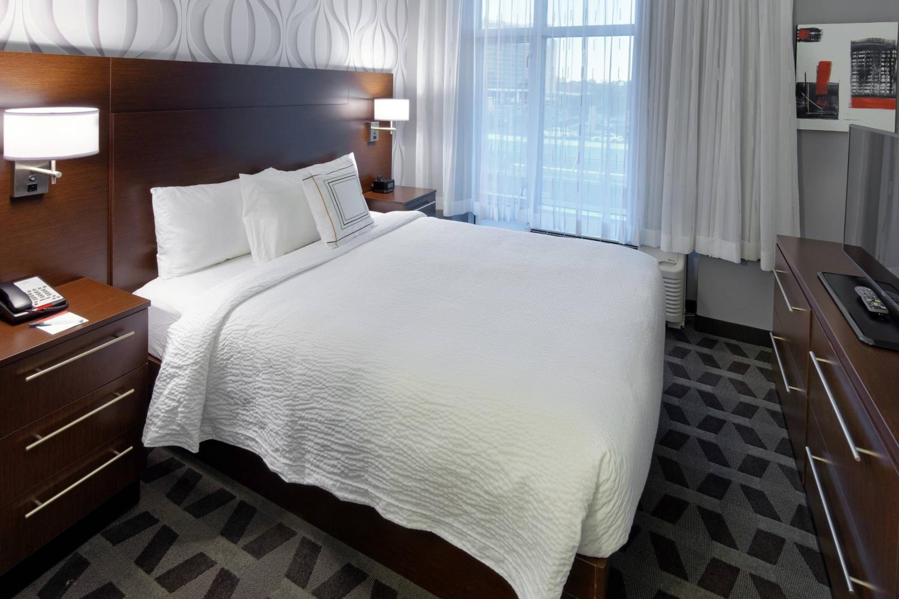 One-Bedroom Queen Suite with Sofa Bed