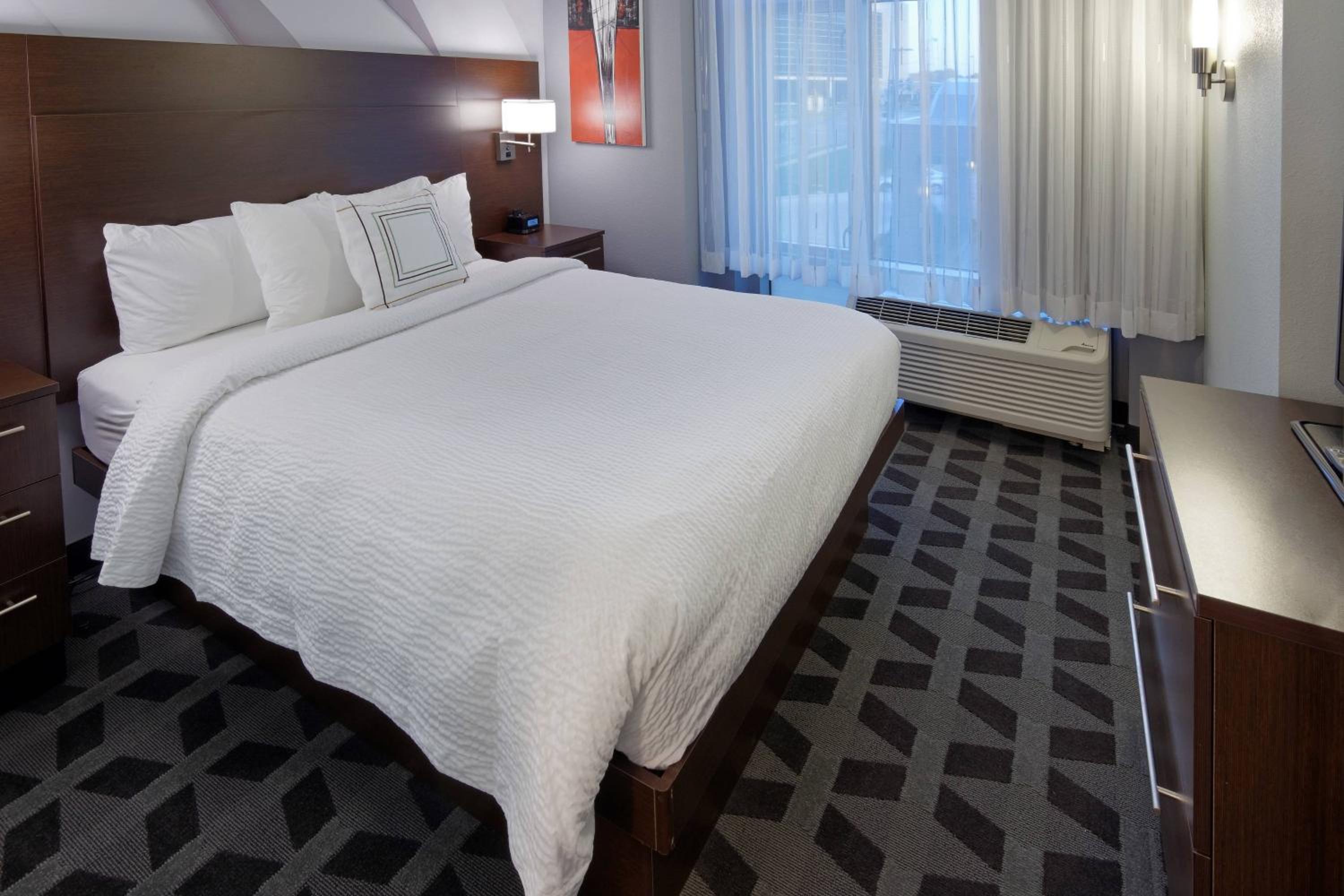 Two-Bedroom Queen Suite with Sofa Bed photo 1