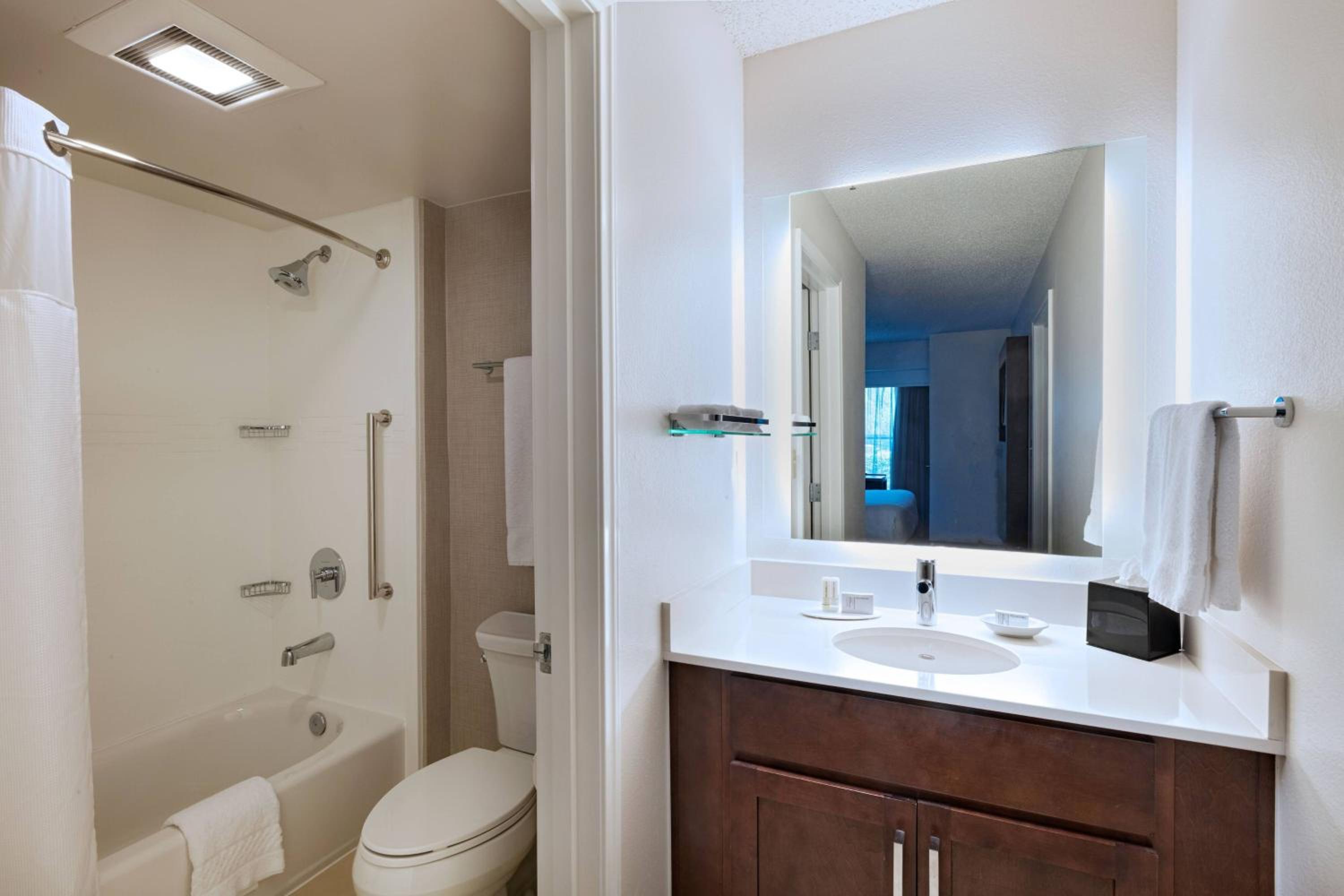 Suite, 1 Bedroom, Fireplace