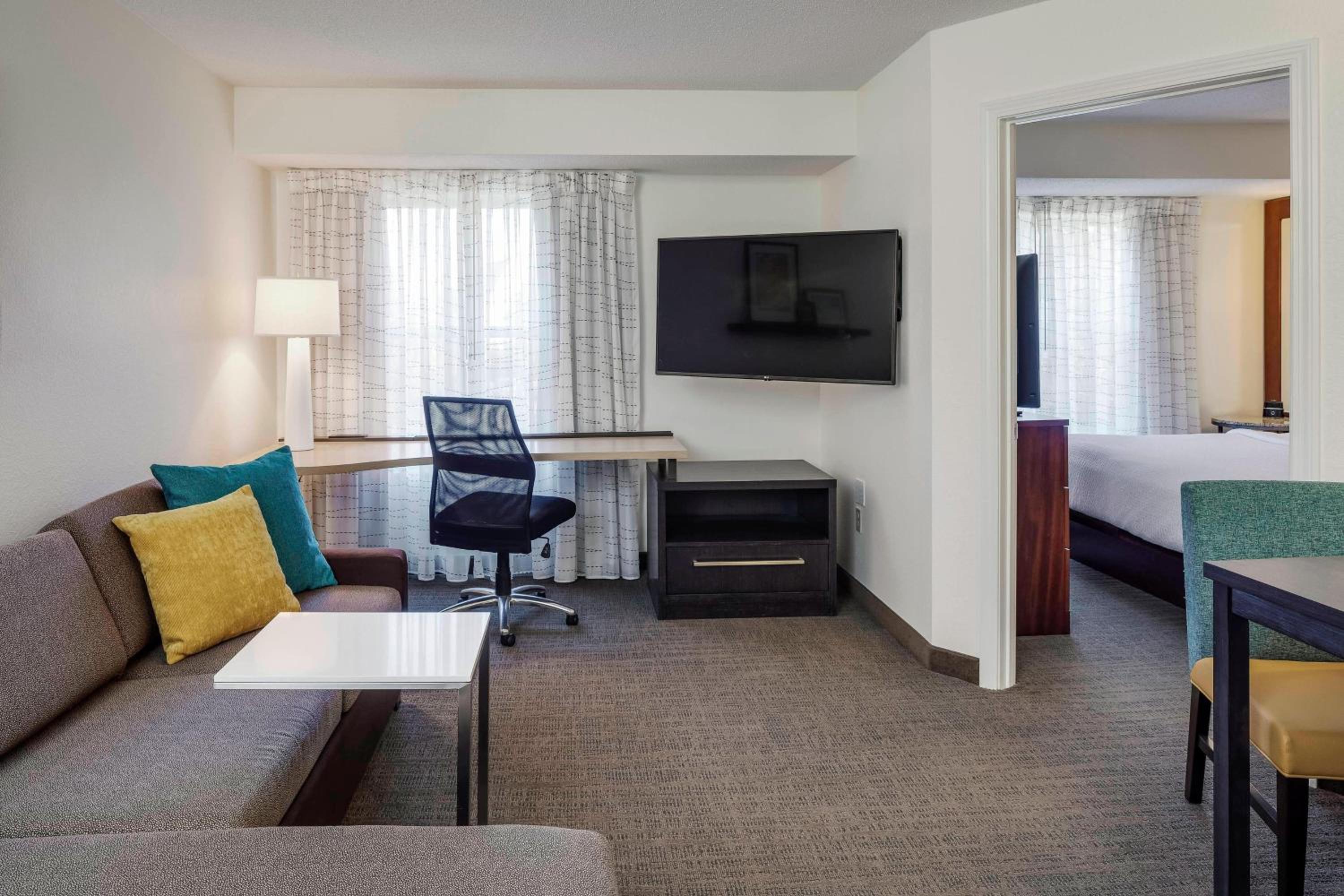 One-Bedroom King Suite with Sofa Bed photo 1