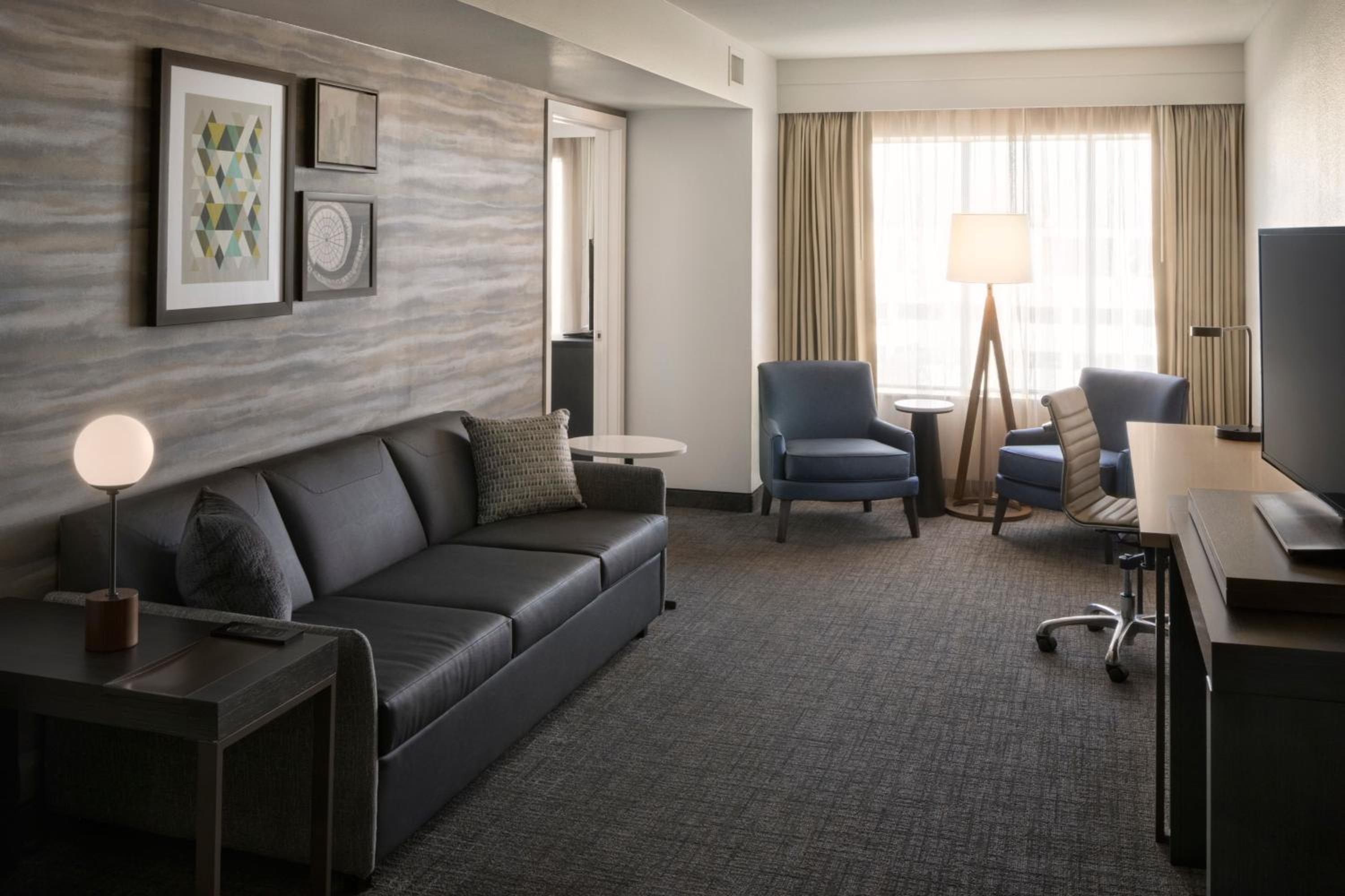 Two-Bedroom Suite photo 1