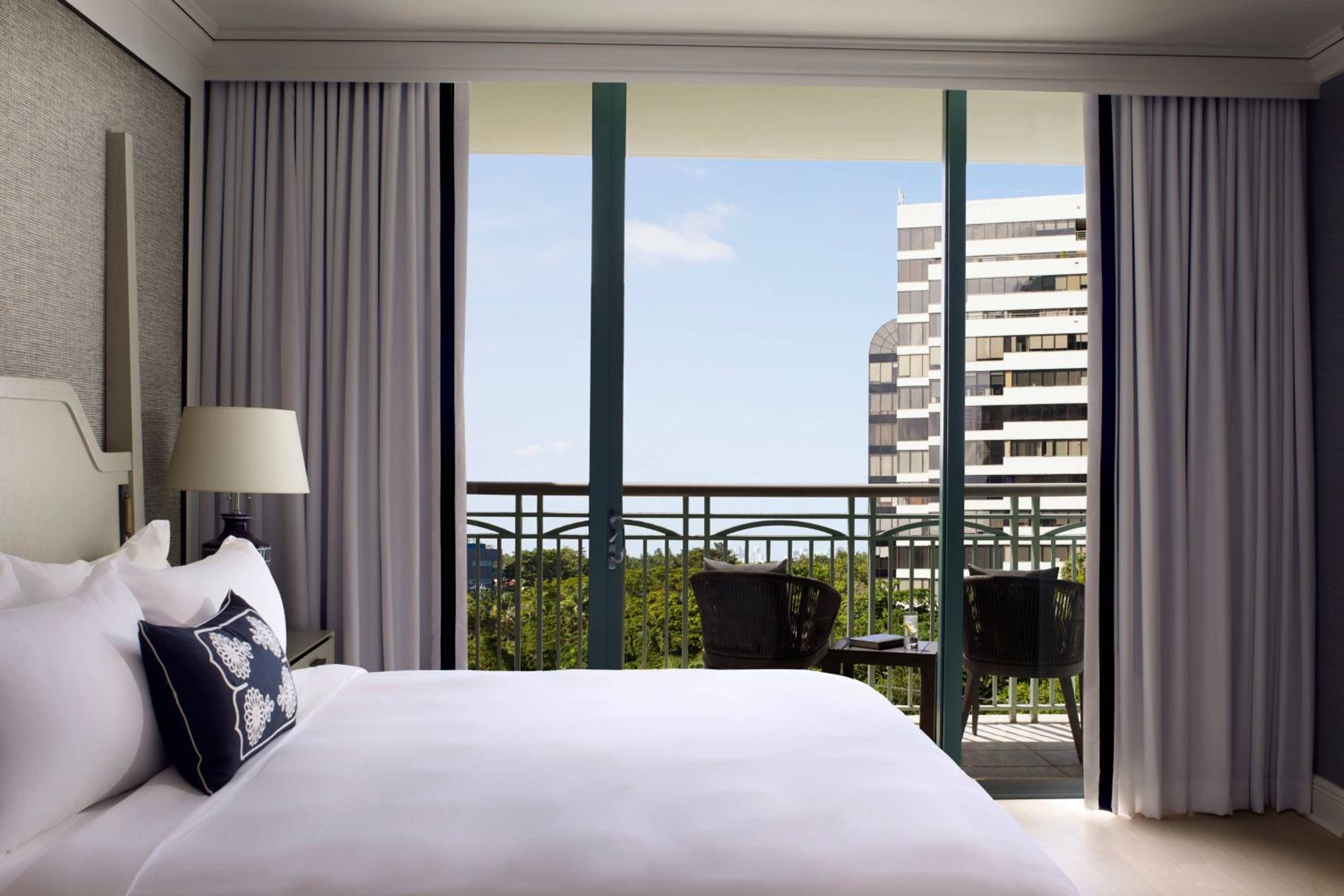 One Bedroom Executive Suite - City View
