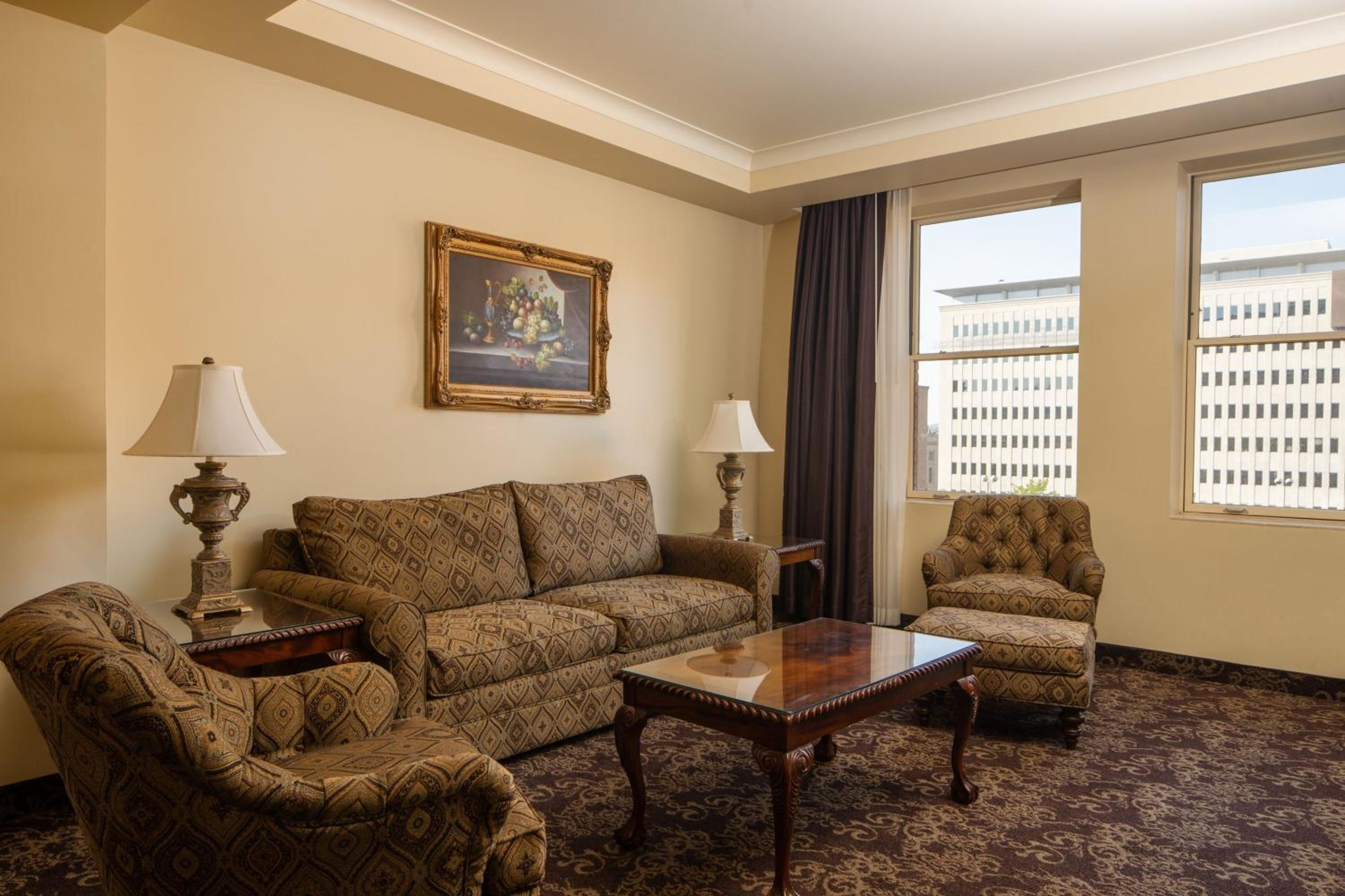 Parlor Suite thumbnail 6