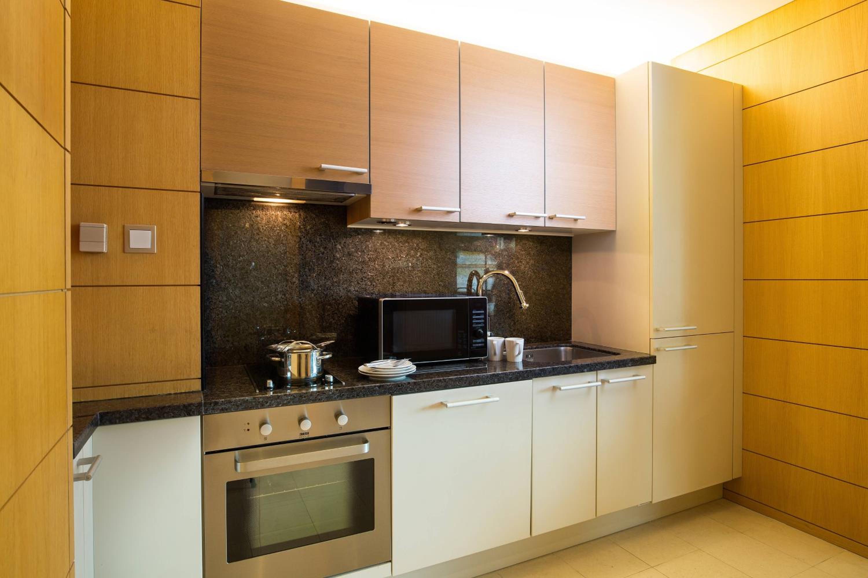 Studio Suite (2 adults and 1 child between 0 and 24 months can stay) - Photo 6