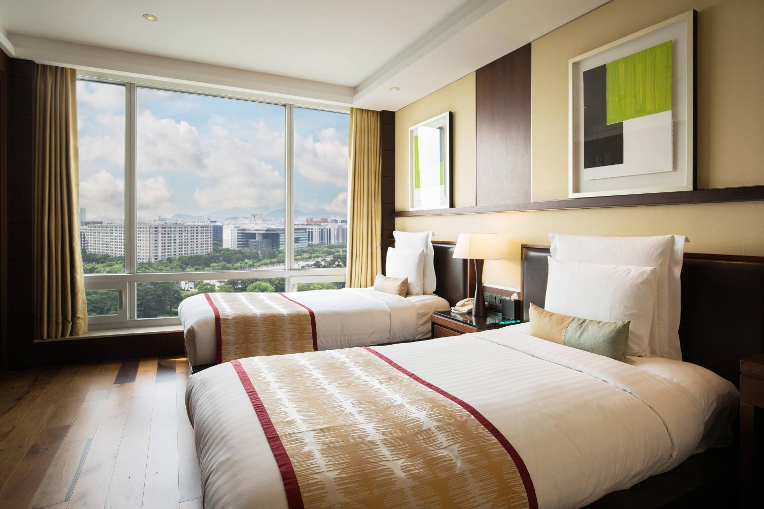 Penthouse Suite - Photo 5