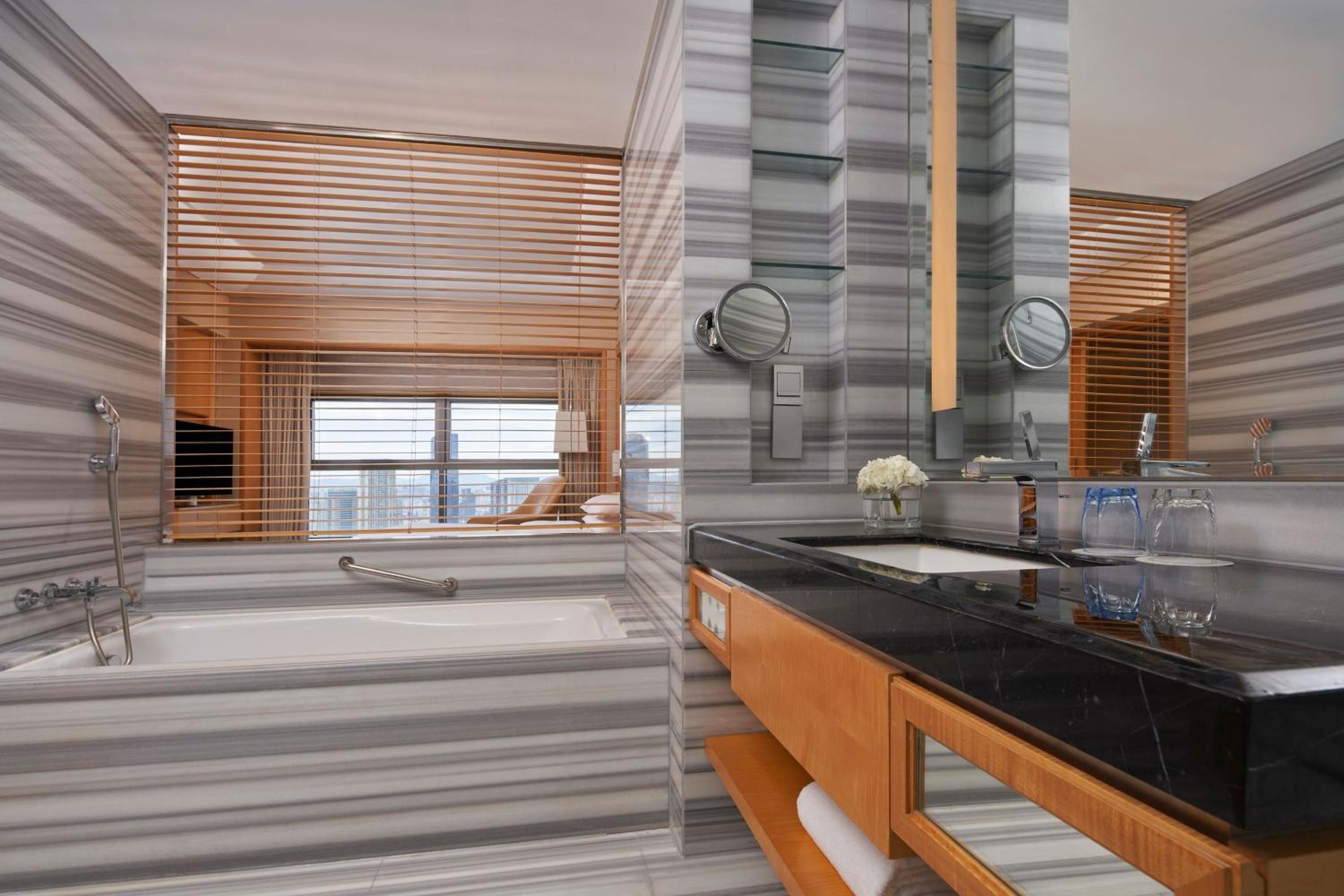 Marriott Suite  photo 2