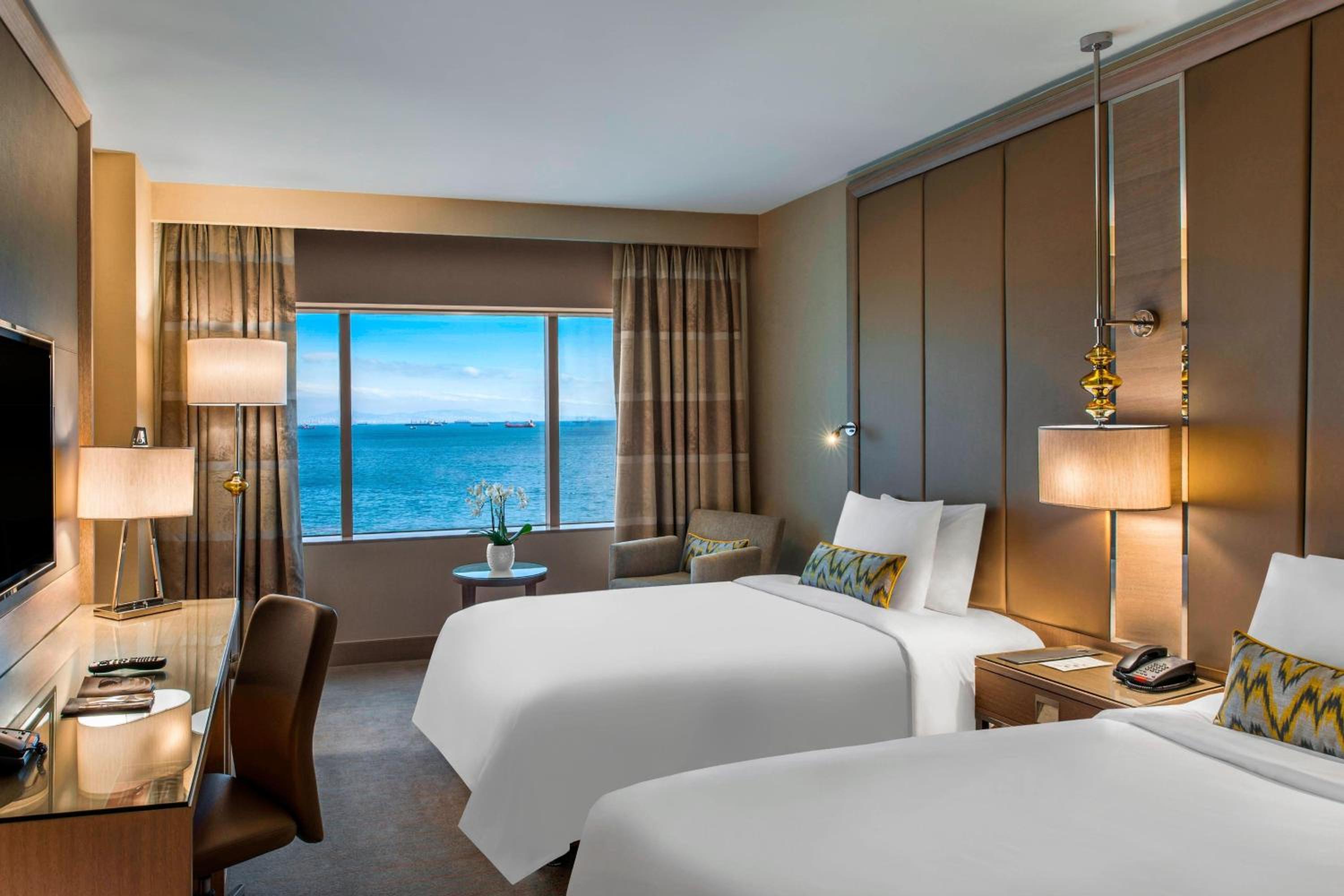 Deluxe Twin Room with Sea View