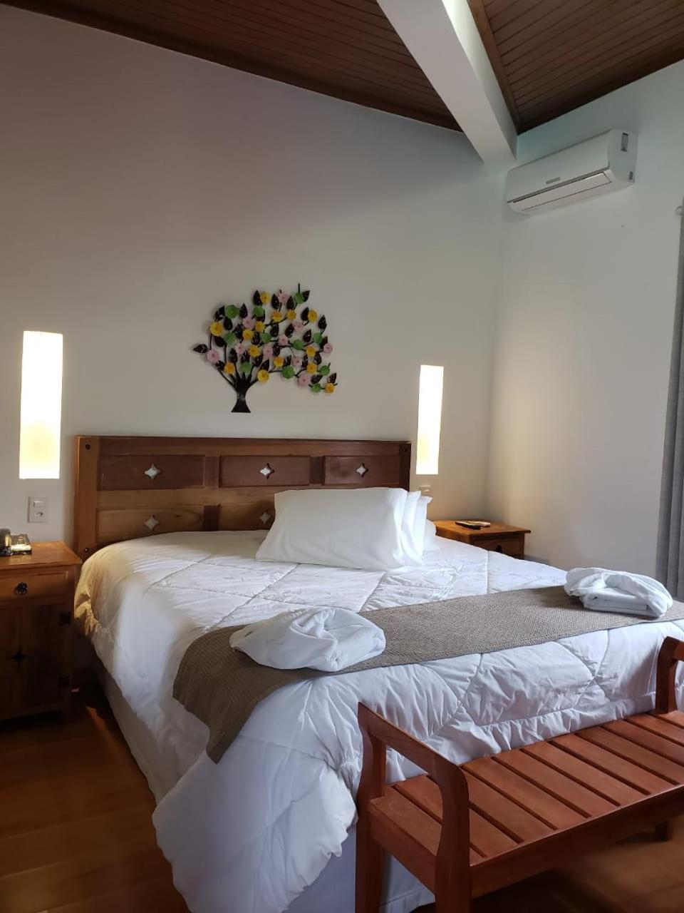 Standard Double or Twin Room photo 1