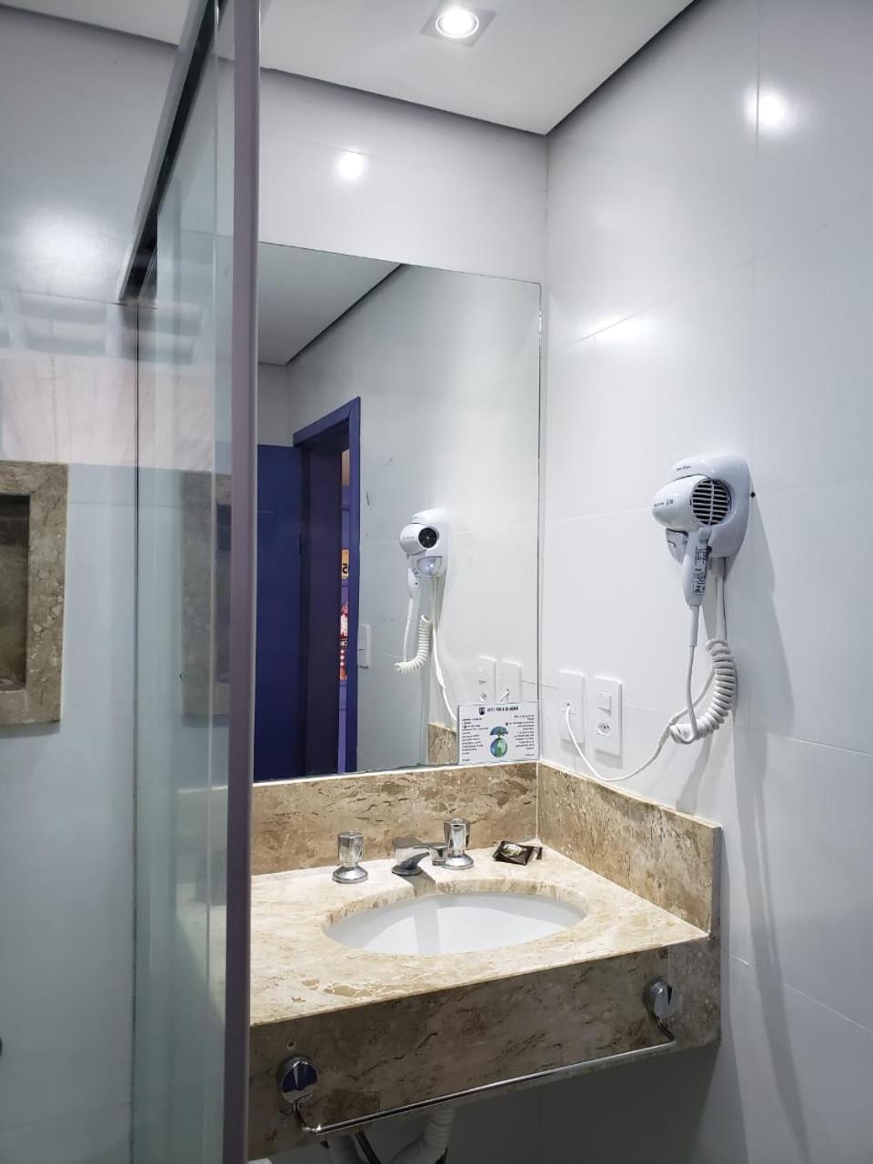 Standard Double or Twin Room photo 2